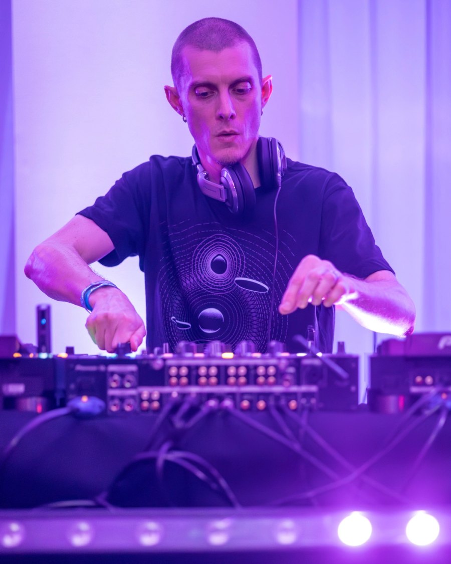 Brook B — Essential Freaks Summer Splash II