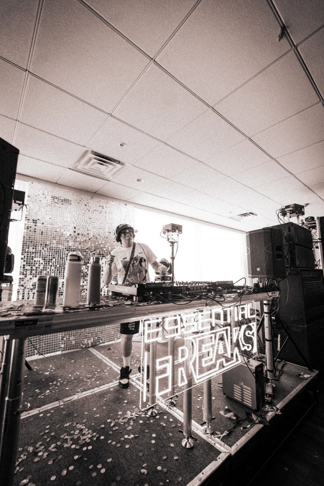 Zak Davis — Essential Freaks Season 3