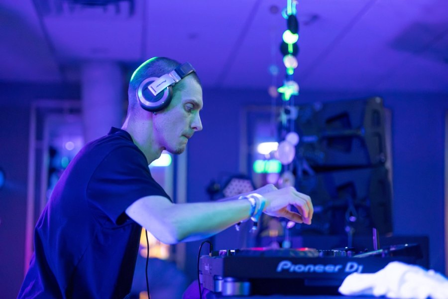 Brook B — Essential Freaks Summer Splash II