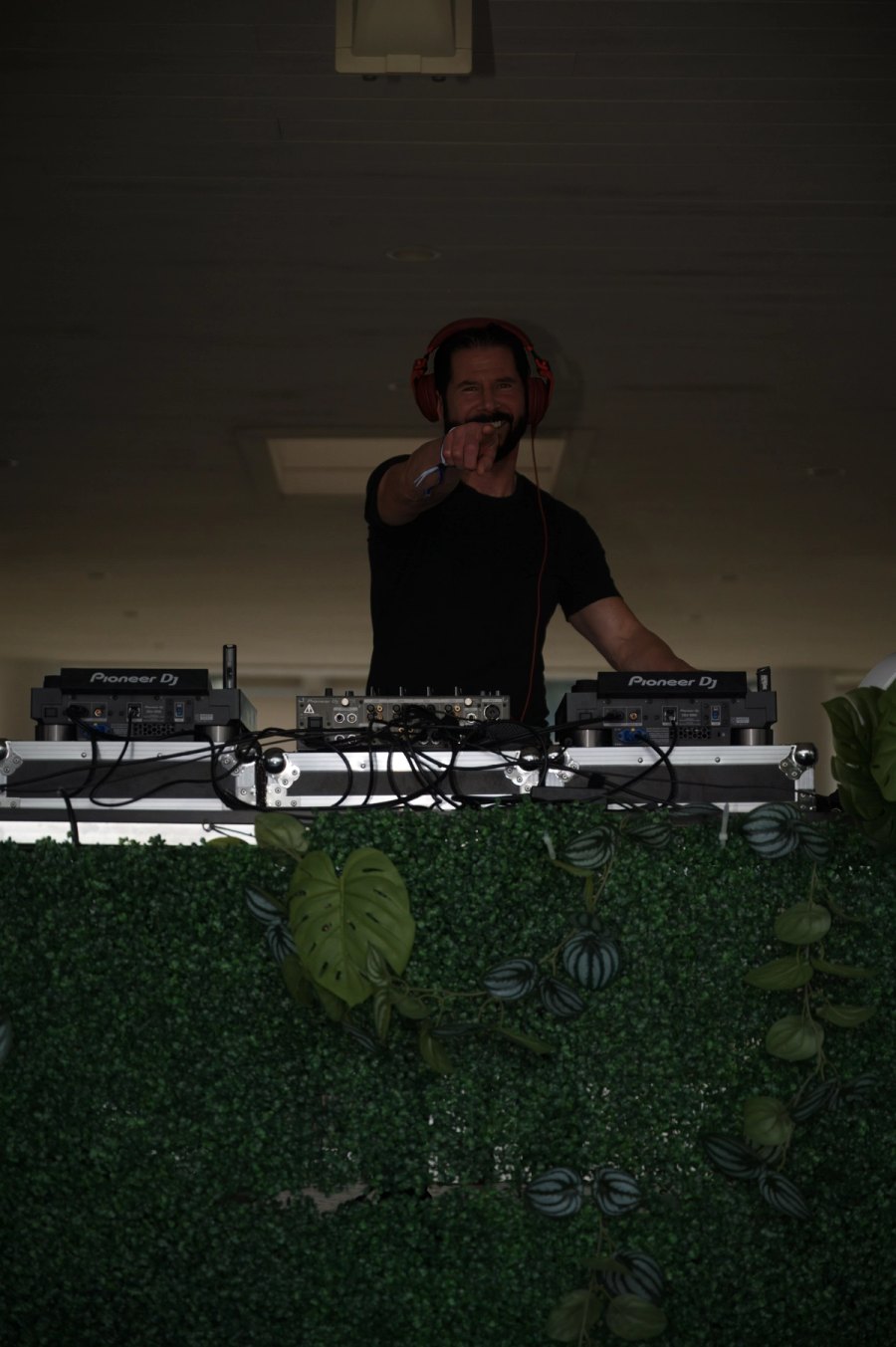 Shannon Scott Williams — Essential Freaks Summer Splash II