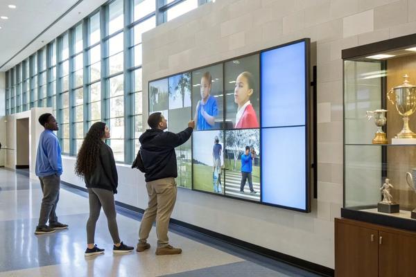 How to Create a Digital Trophy Case for Your Classroom in 5 Simple Steps