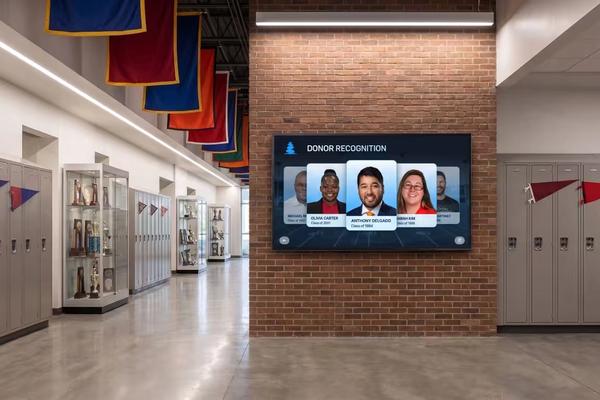 Touchscreen Donor Wall vs. Traditional Donor Wall: Which Is Better?