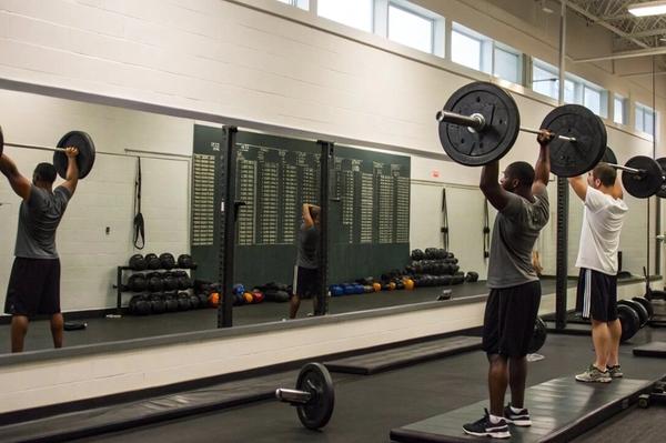 Why a Weight Room Record Board Boosts Athlete Performance