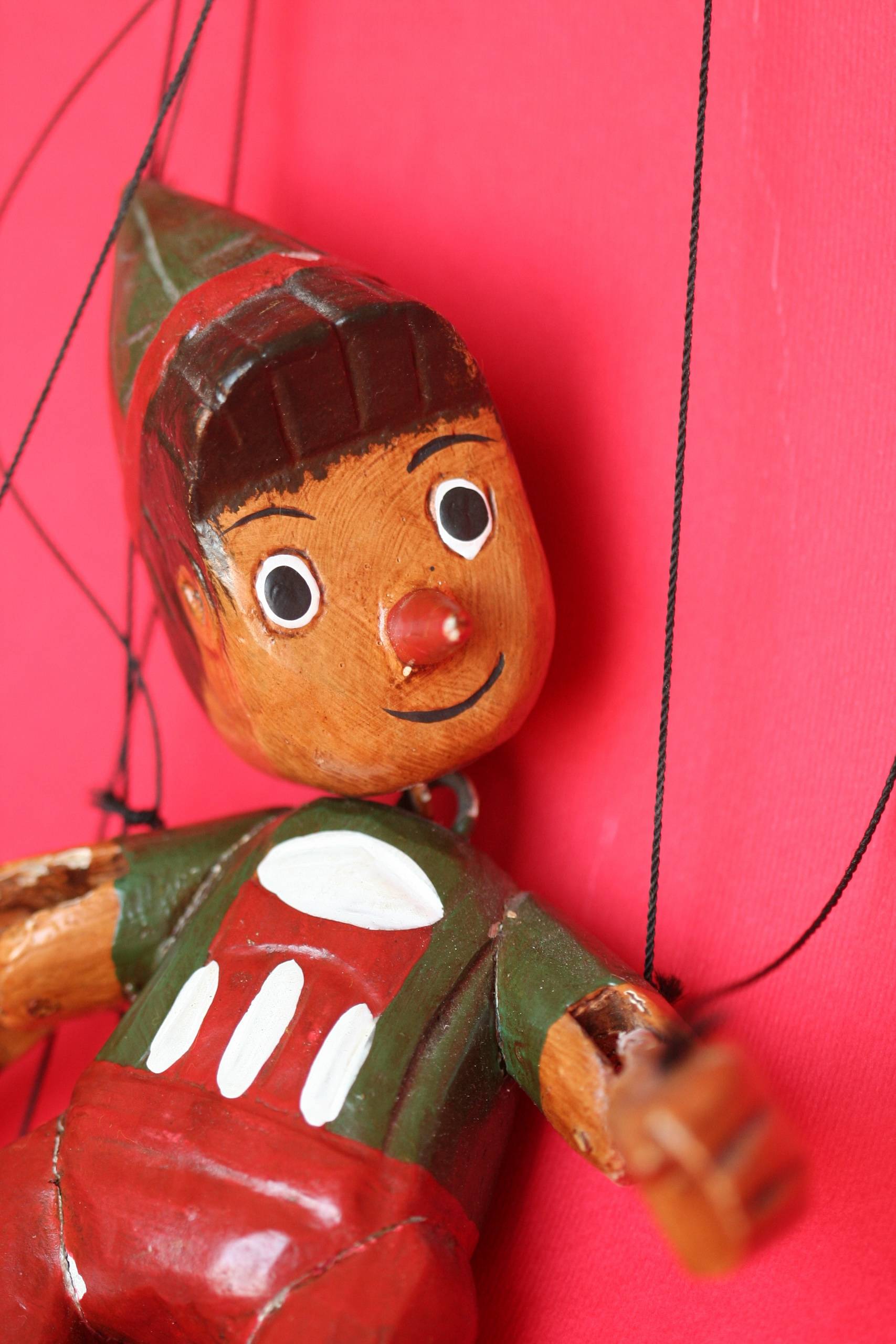 Et dukke som ser ut som Pinocchio