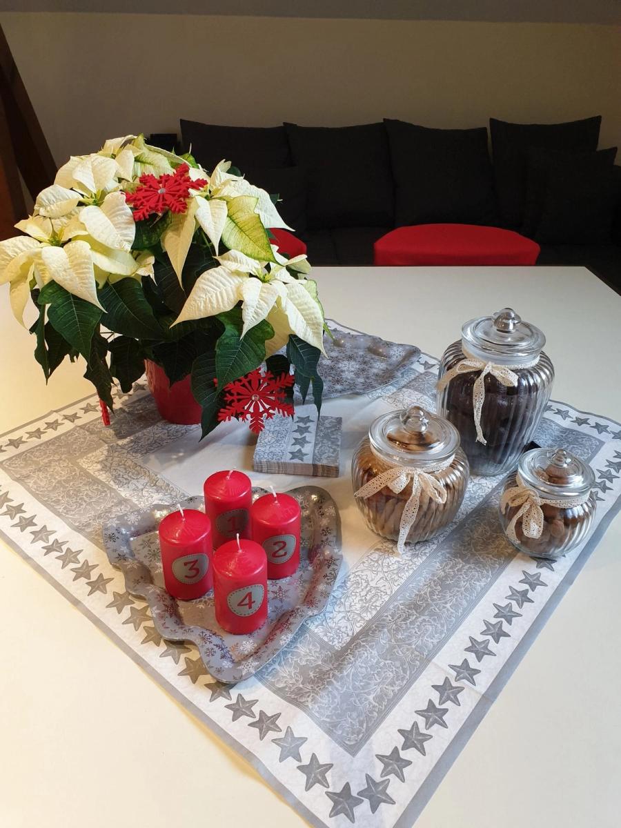 Advent und Weihnachtsdekorationen  56