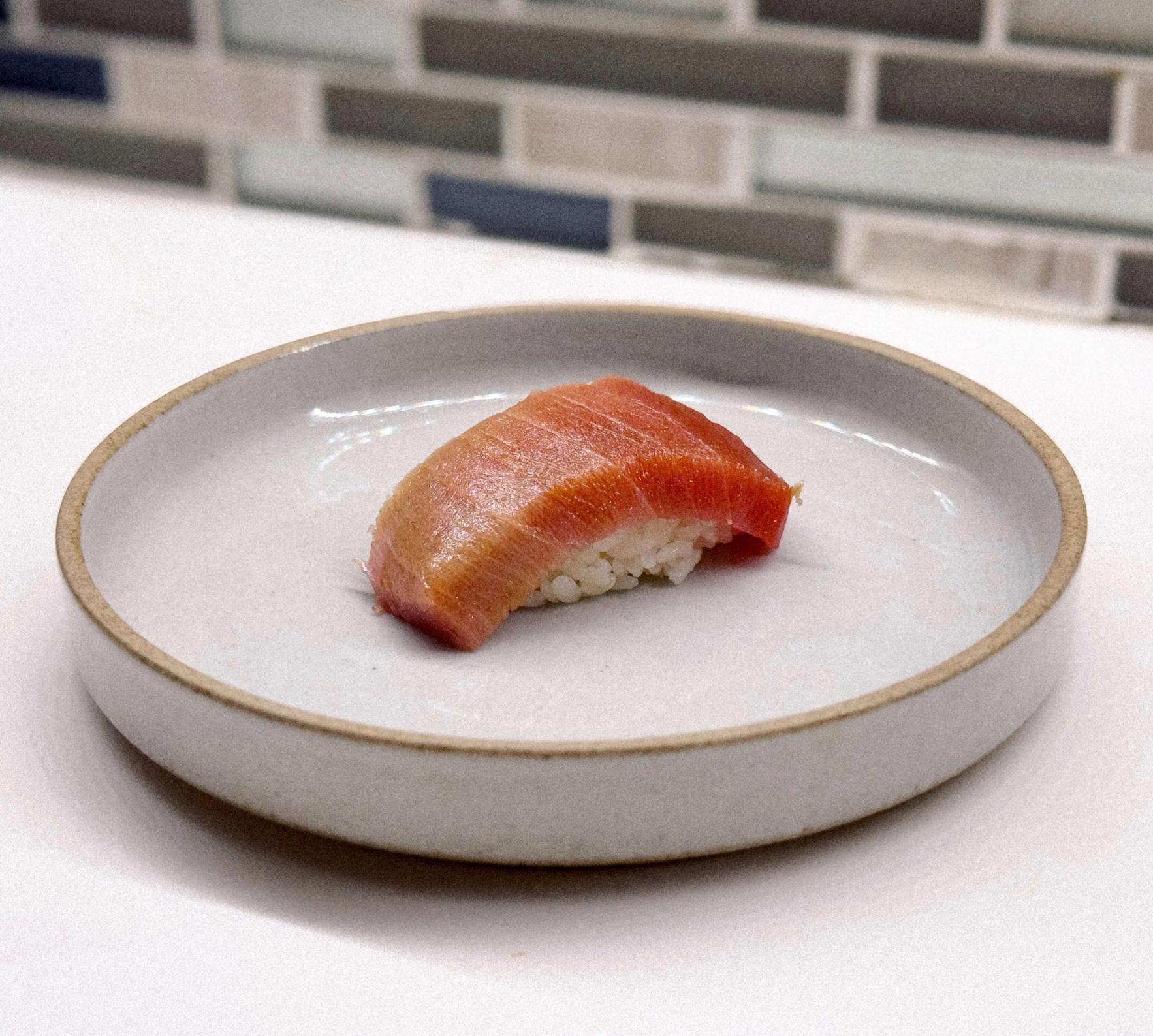 Chu-toro nigiri