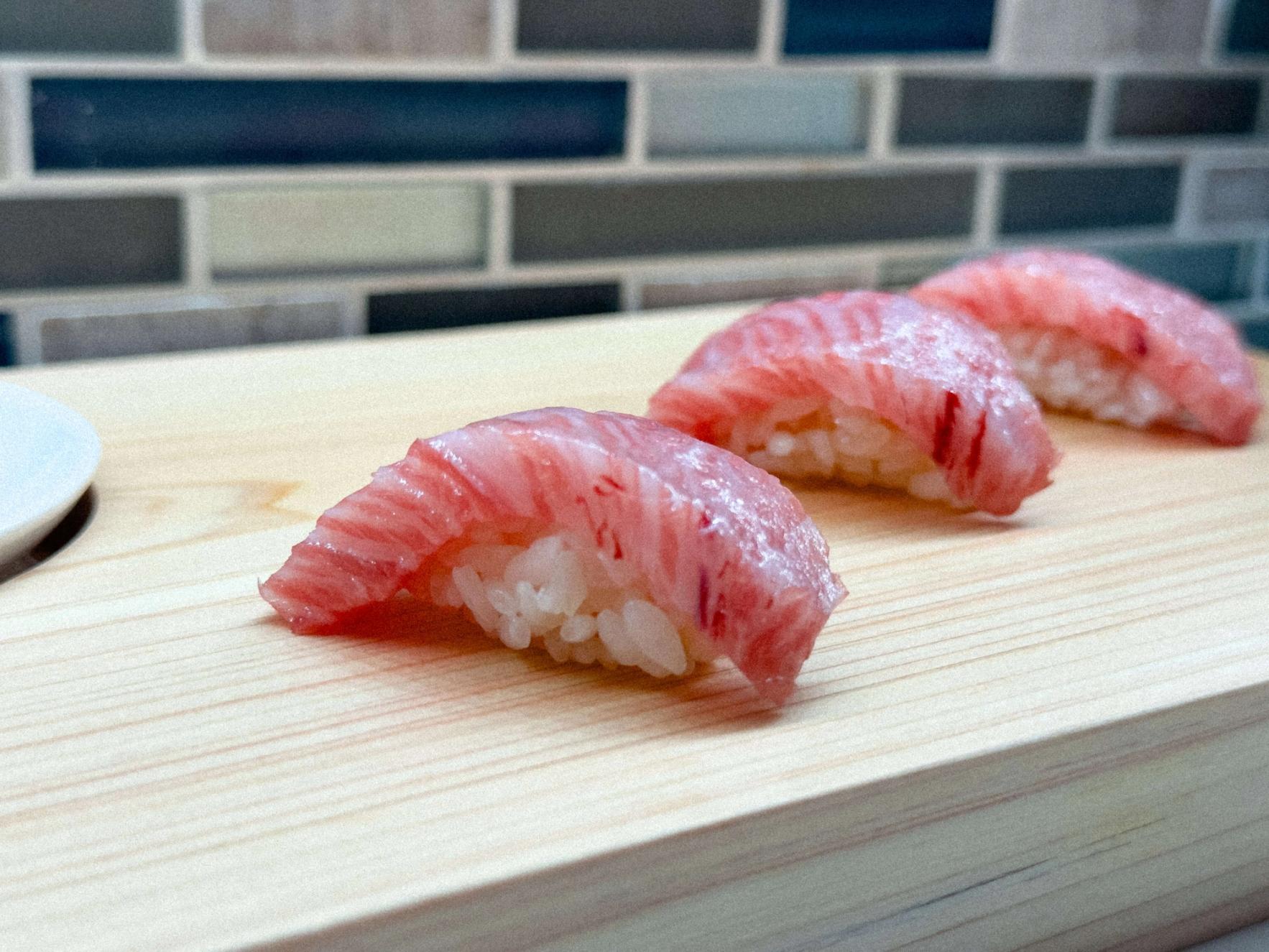 Kama-toro nigiri