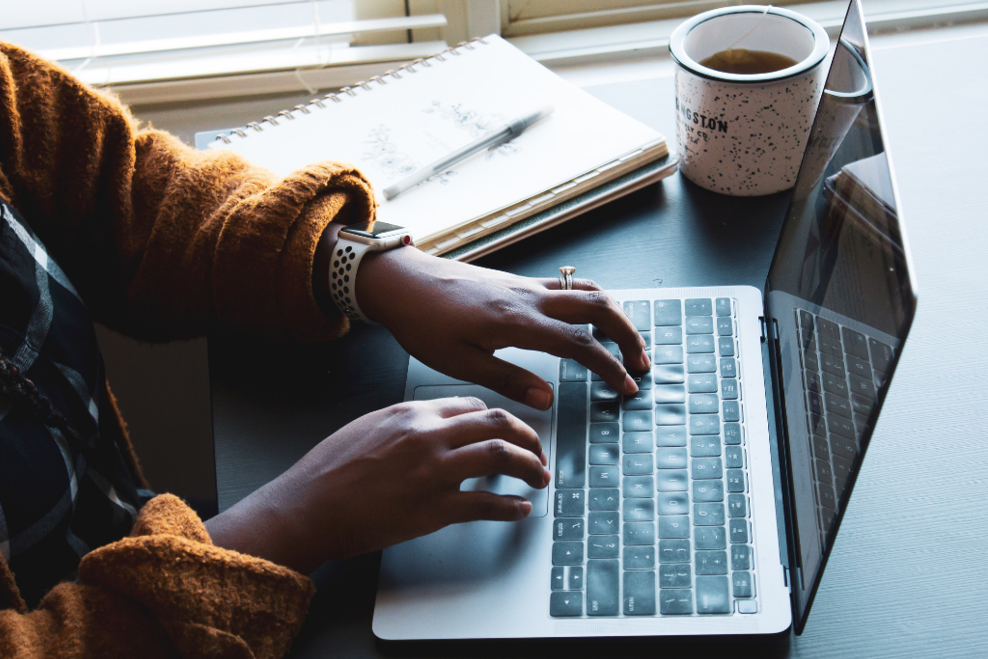 Using emails alongside your webinar strategy is a must-do for online businesses.