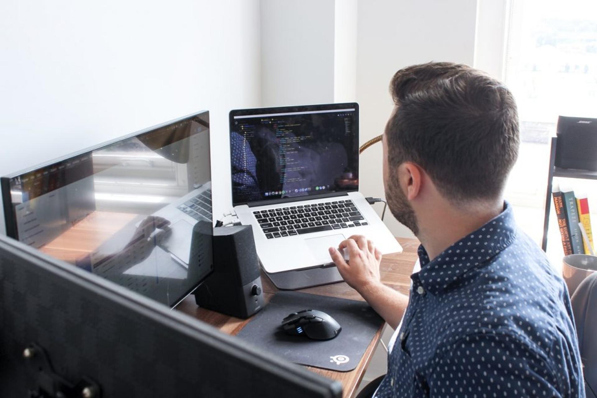 Use automatic webinars to connect with viewers anywhere, anytime.