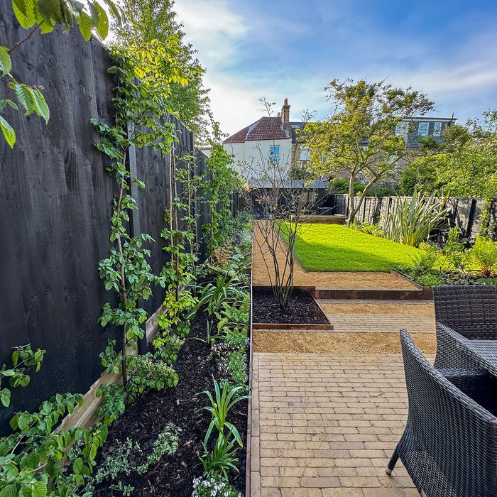 Family Garden, Clapham