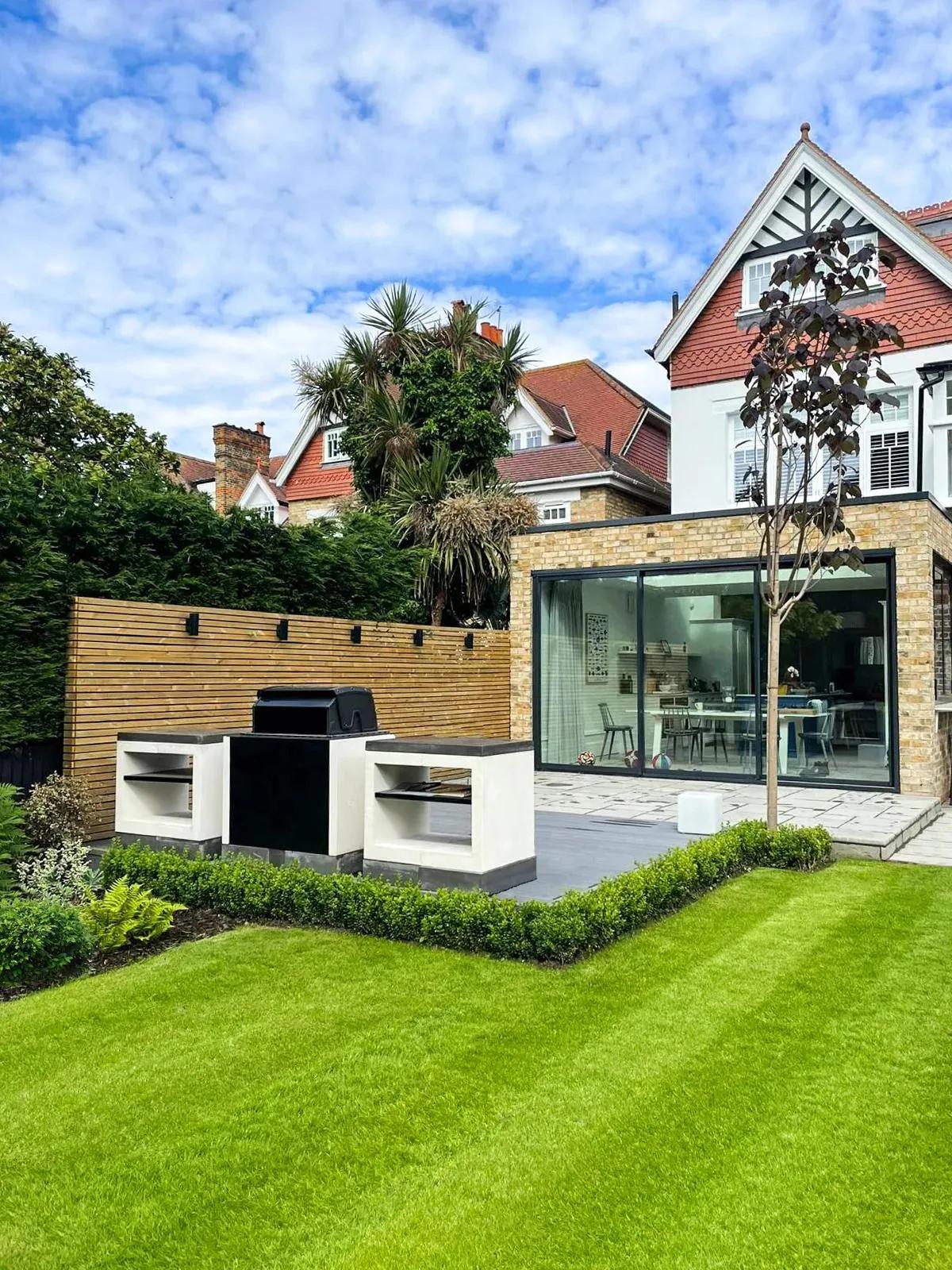 Large Formal Family Garden