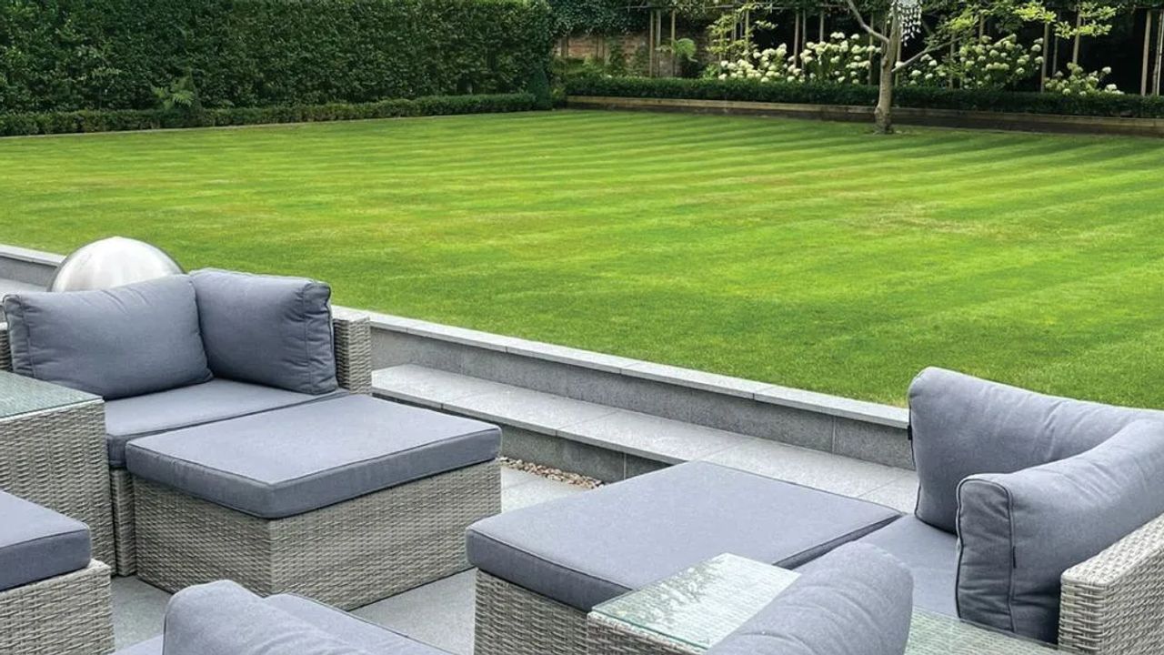Essential Lawn Maintenance Tips for a Lush Lawn