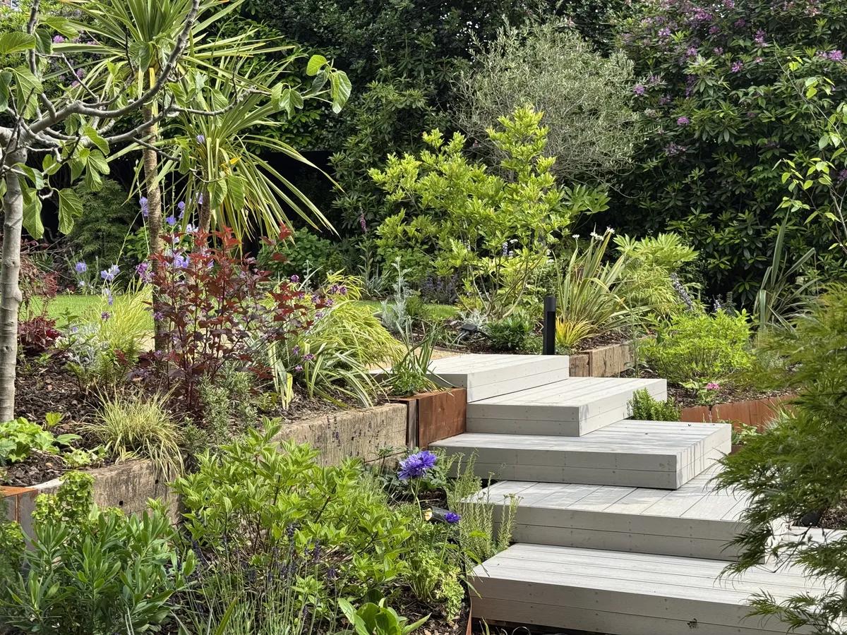 Composite decking board profile and texture