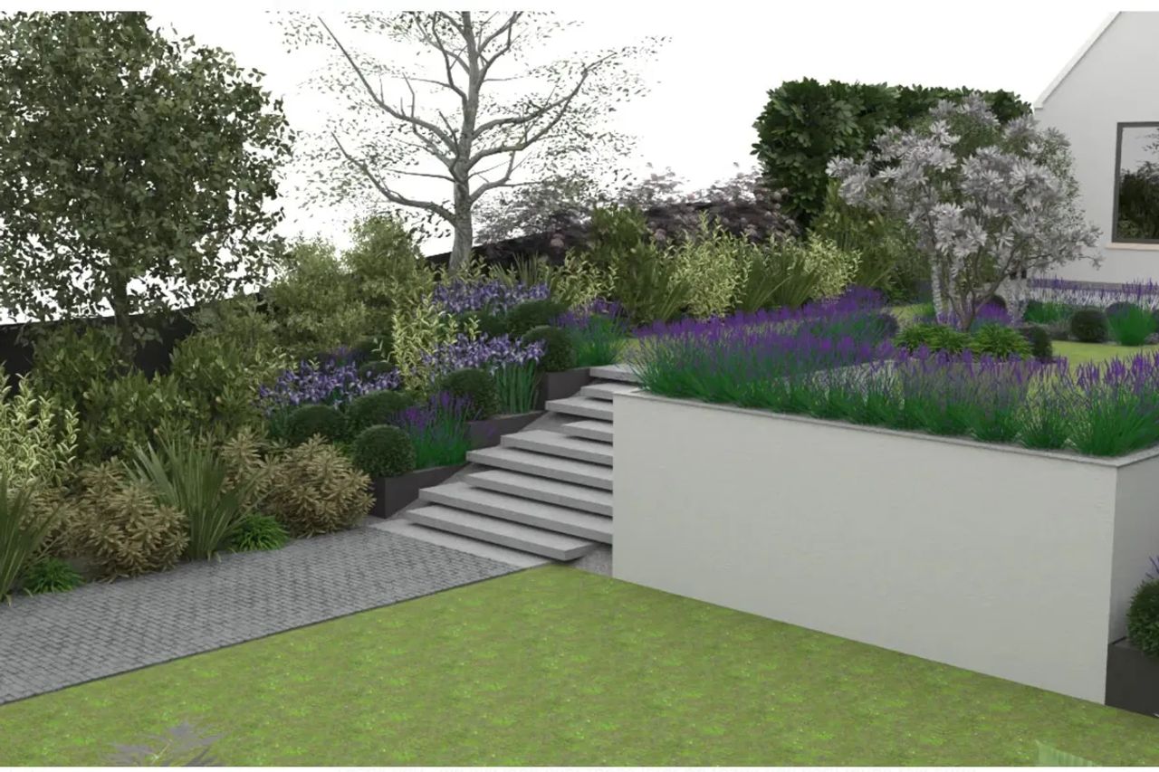 Large Sloped Garden