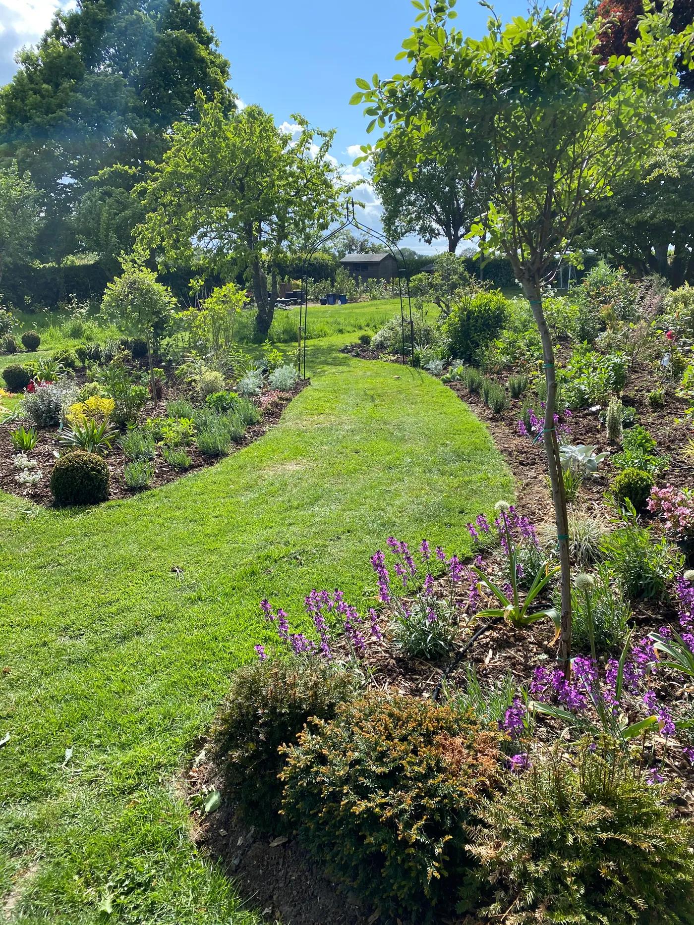 English Cottage Garden