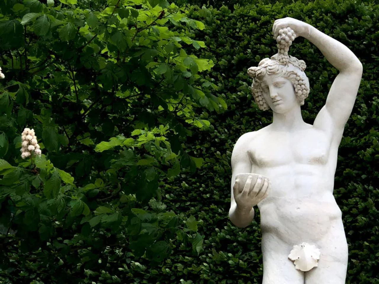 Garden Art and Sculptures: Adding Beauty and Personality to Your Outdoor Space