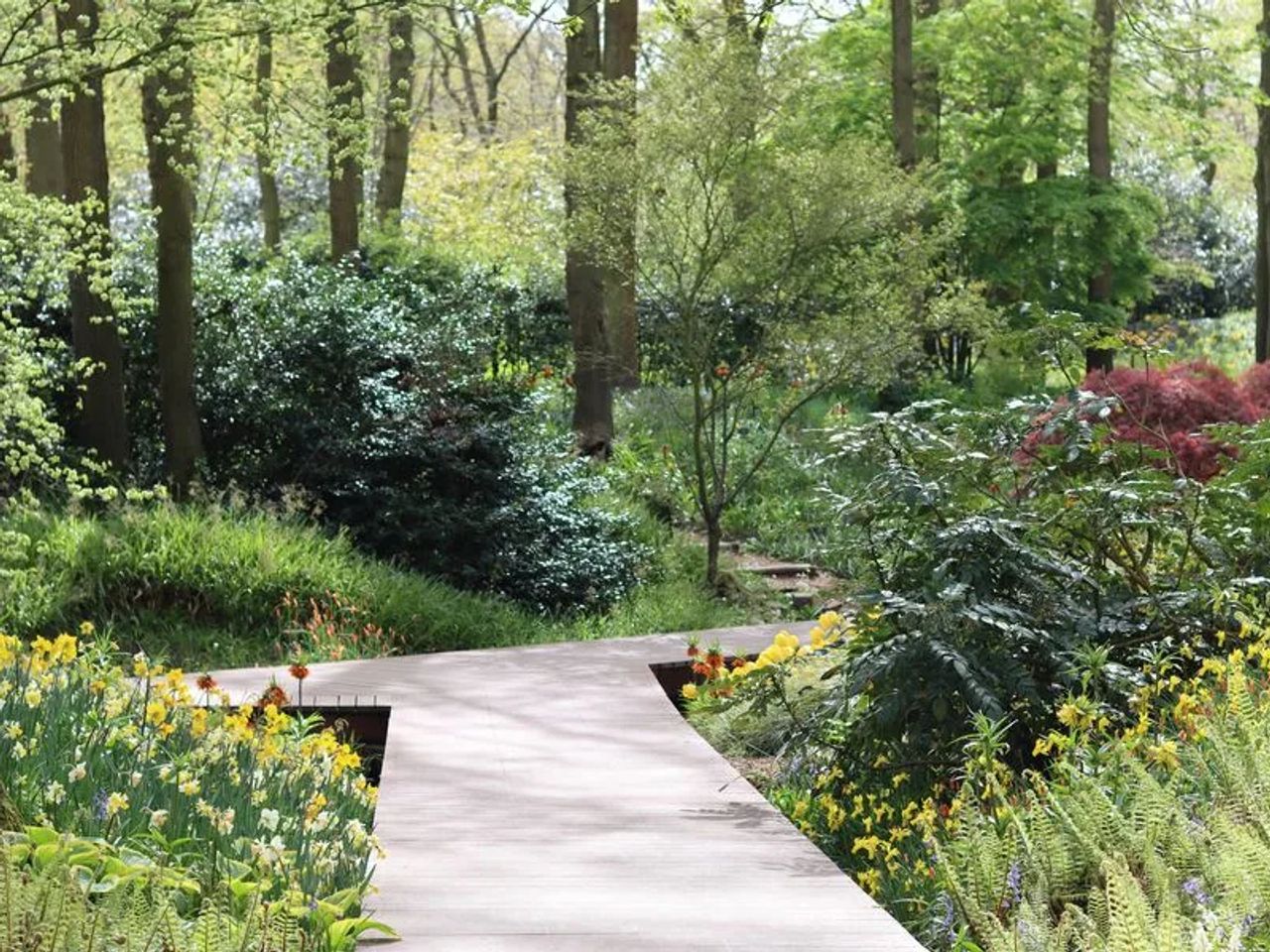 The Timeless Influence of Arts and Crafts in Garden Design