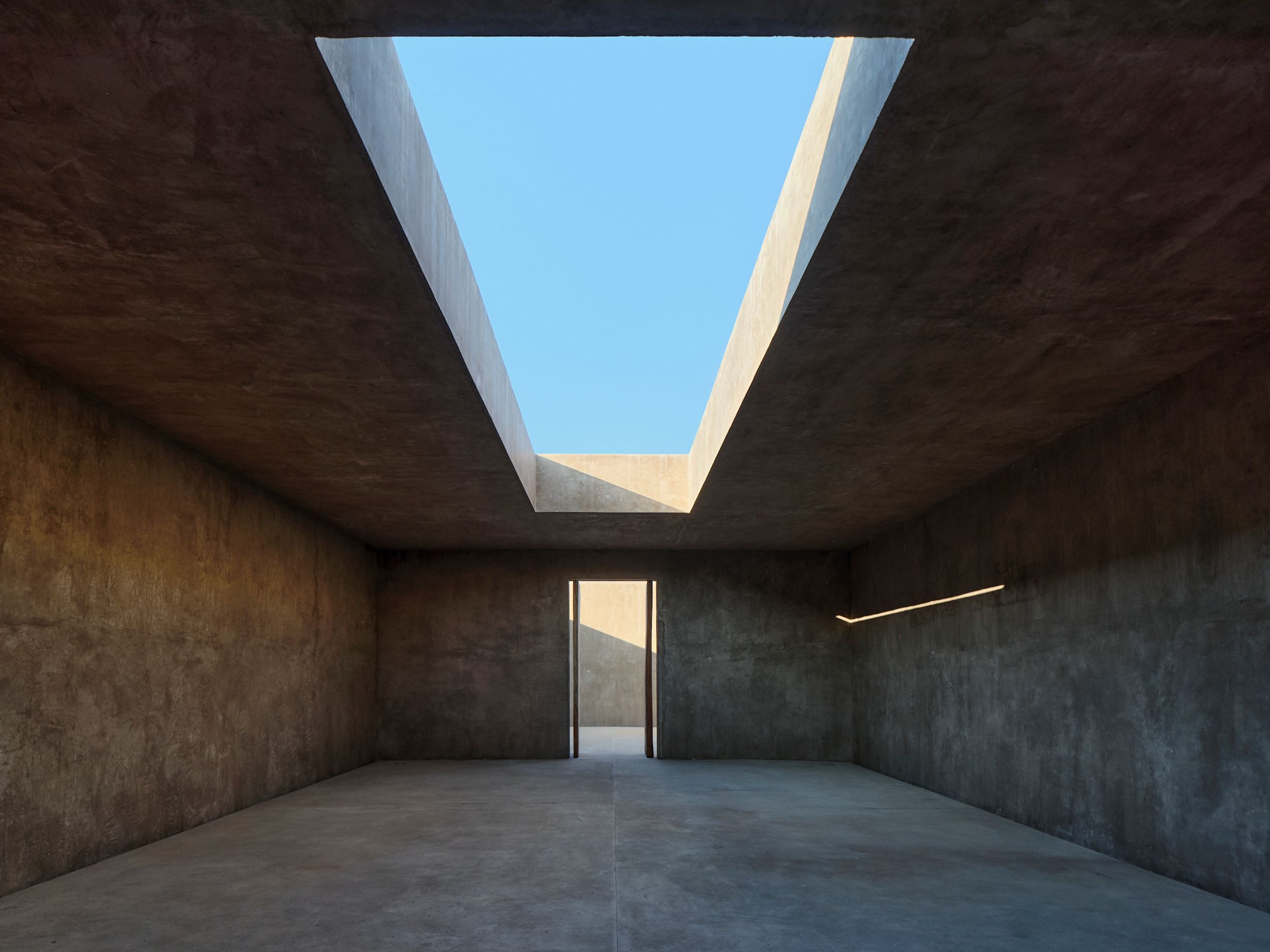 image-0b807f2e7d28978b40f9502cad44a43b5a414b0f-2000x1500-jpg