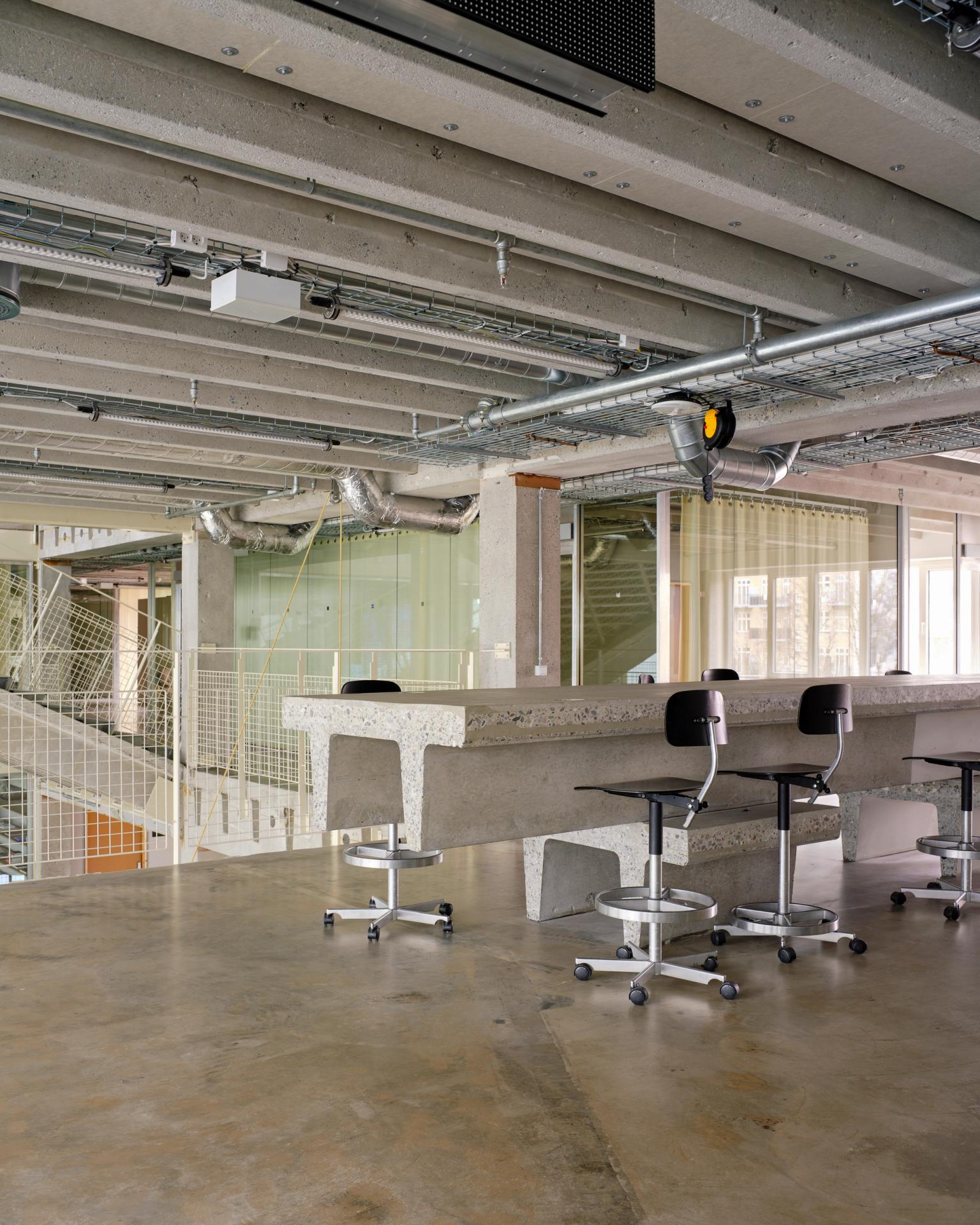 image-2ae2b62fd83dda321c5f1fd939892008a3763ca9-4096x5120-jpg