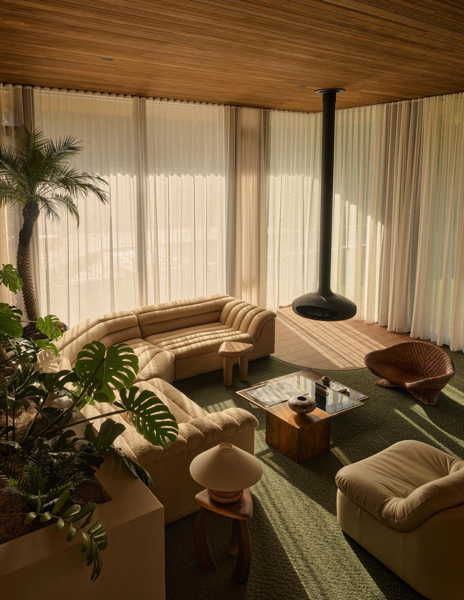 image-31104173864c22f54b63682469871f8f5096ff4e-4050x5400-jpg