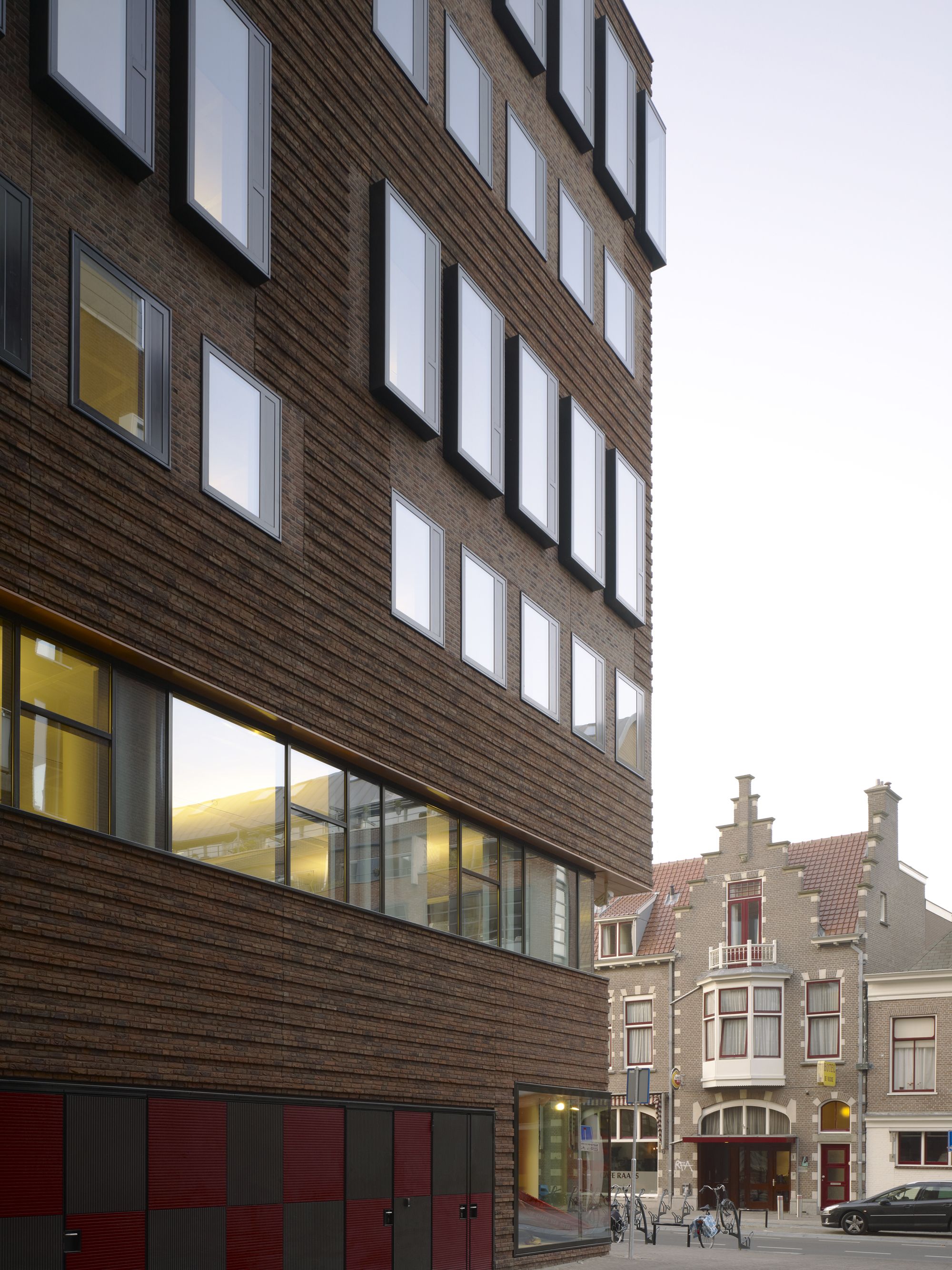 image-37d1b9125060def7452ccd1f7943135a44d8c2c8-2000x2667-jpg