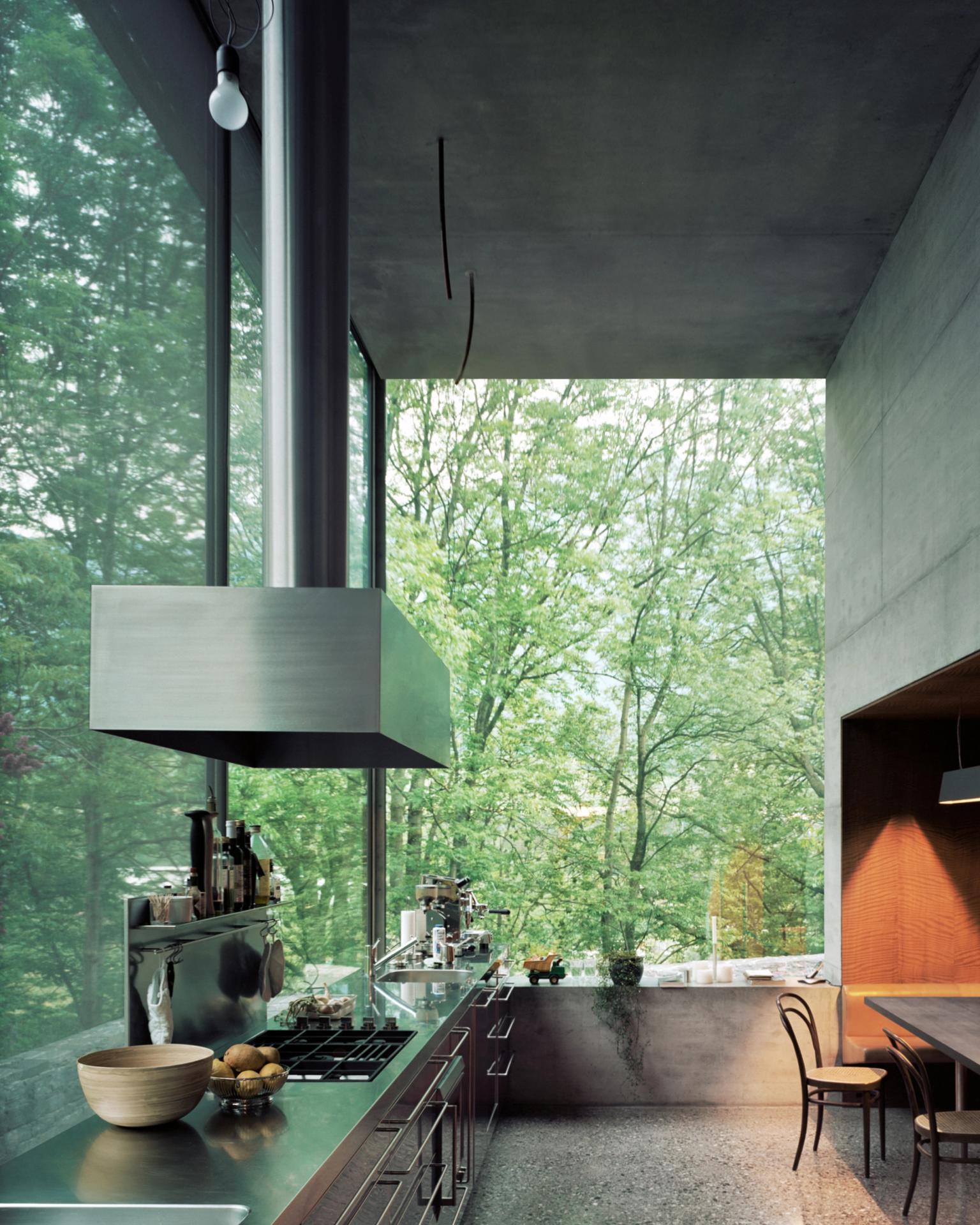 image-46849e1771c200be1c0da0b45e7f8bcc832bf6d3-2400x3000-jpg