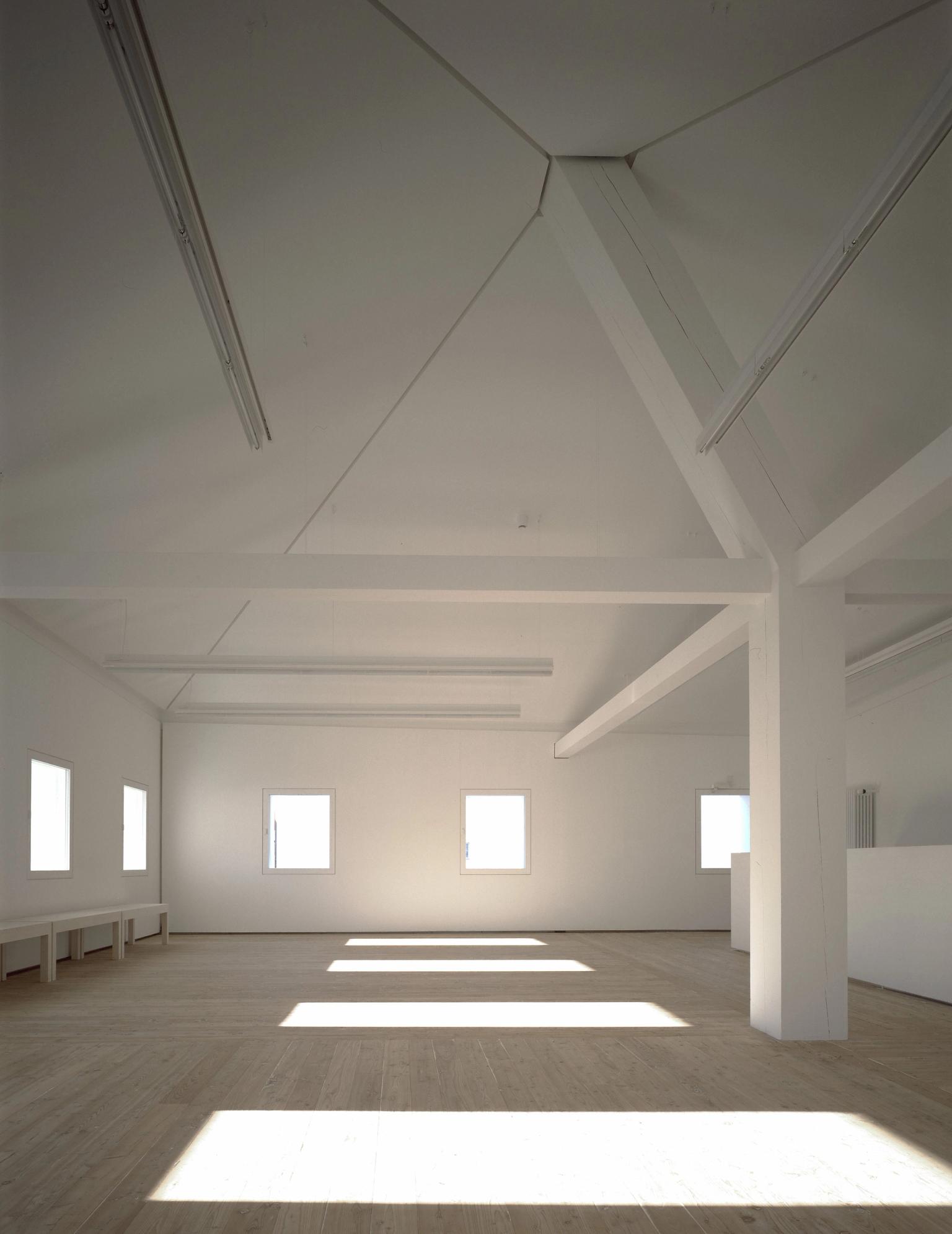 image-5533eea3b94fa139d249463fabfe0c96a5ba3e75-3661x4743-jpg