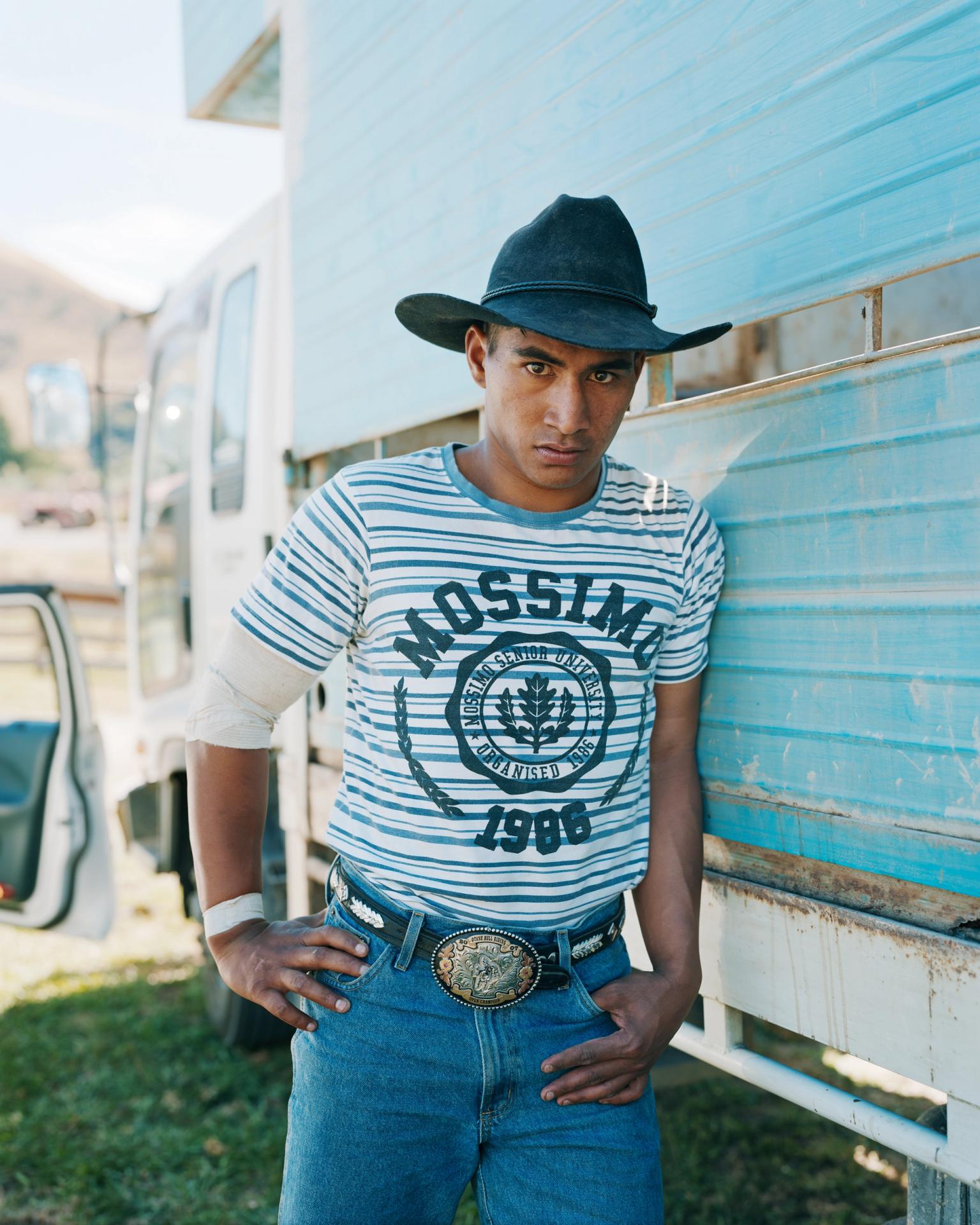 image-7907f44df802eb7df4181da28f38571df10ead19-3200x4000-jpg