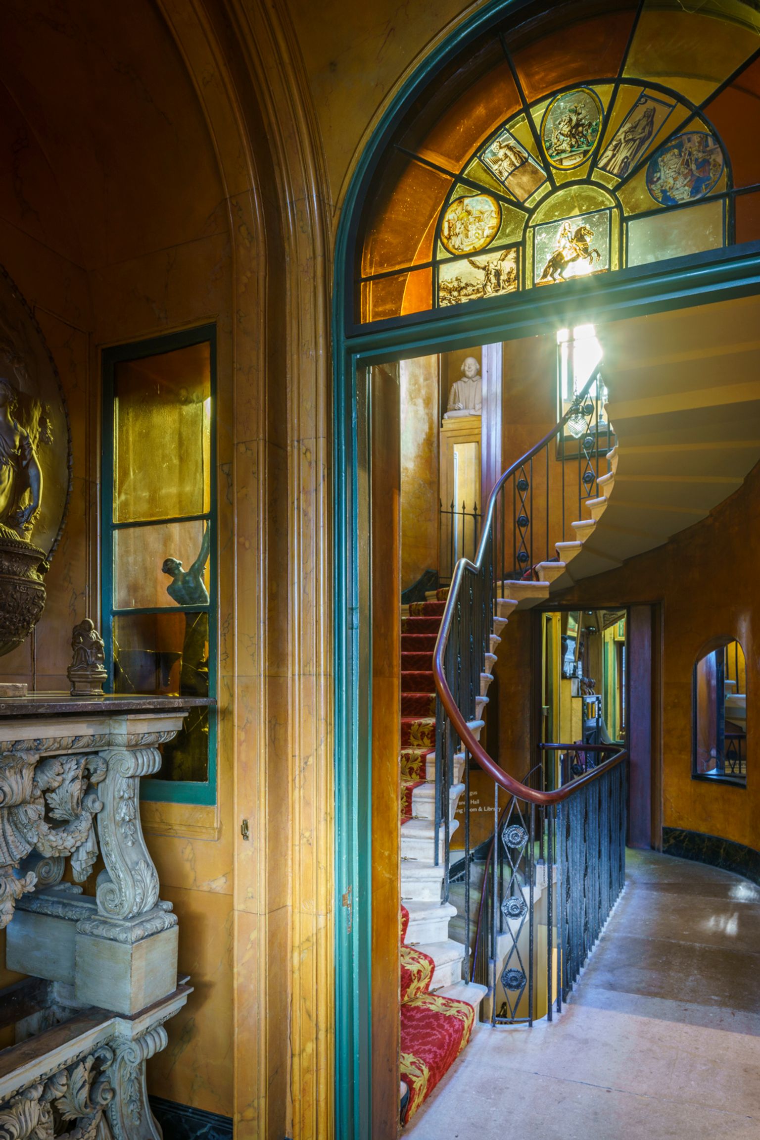 image-87ab86953f43e02351fedd697dc440a904997d40-1067x1600-jpg