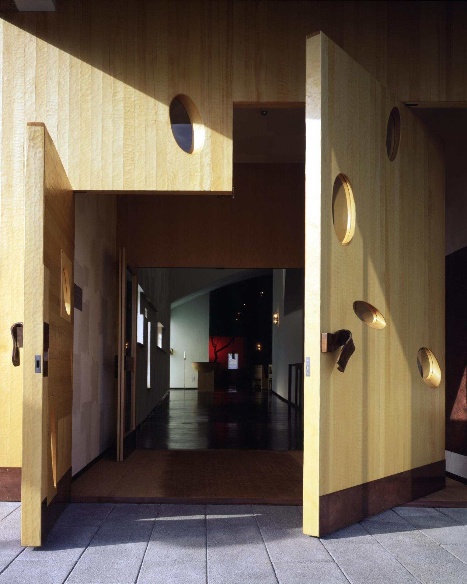 image-93ec7cc70f59a67ad7765844d38d358701b0dd05-2203x2755-jpg