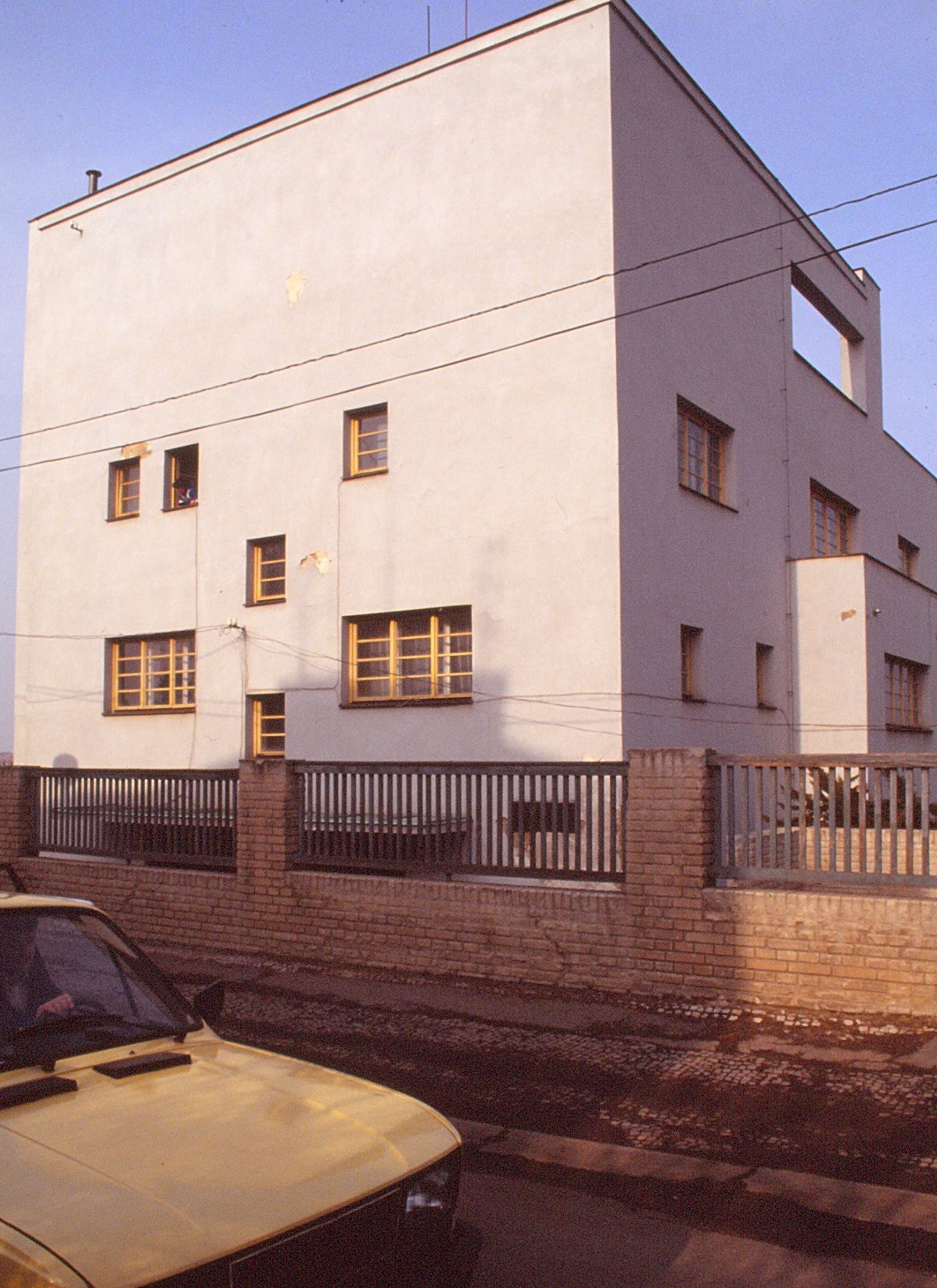 image-a3dad1e5f4819beaa318825c8059ac0c953151fe-1062x1619-jpg