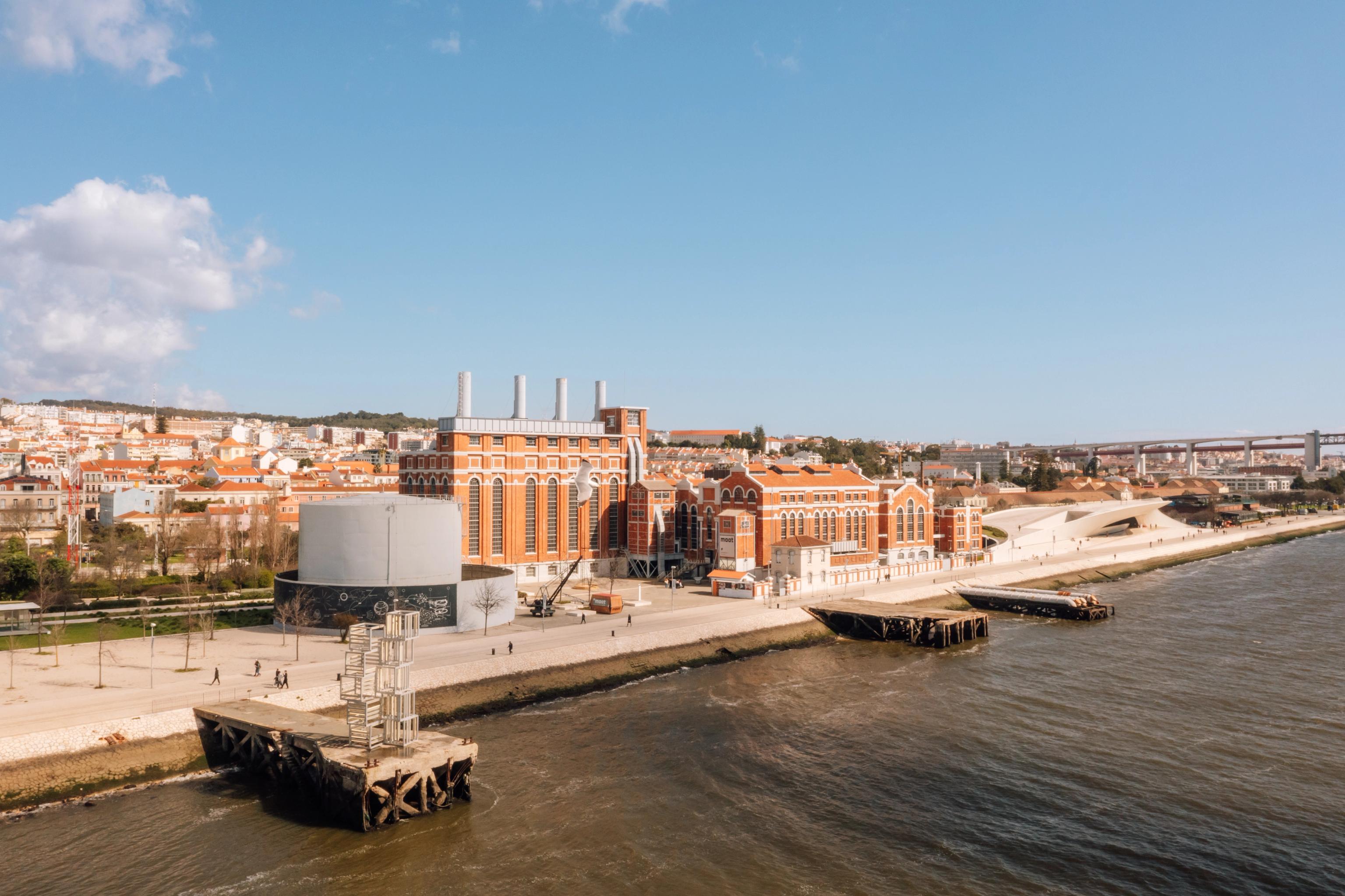 image-b0f123f1760eeeaf2a1ba2ae23183f575f258d6e-8192x5457-jpg