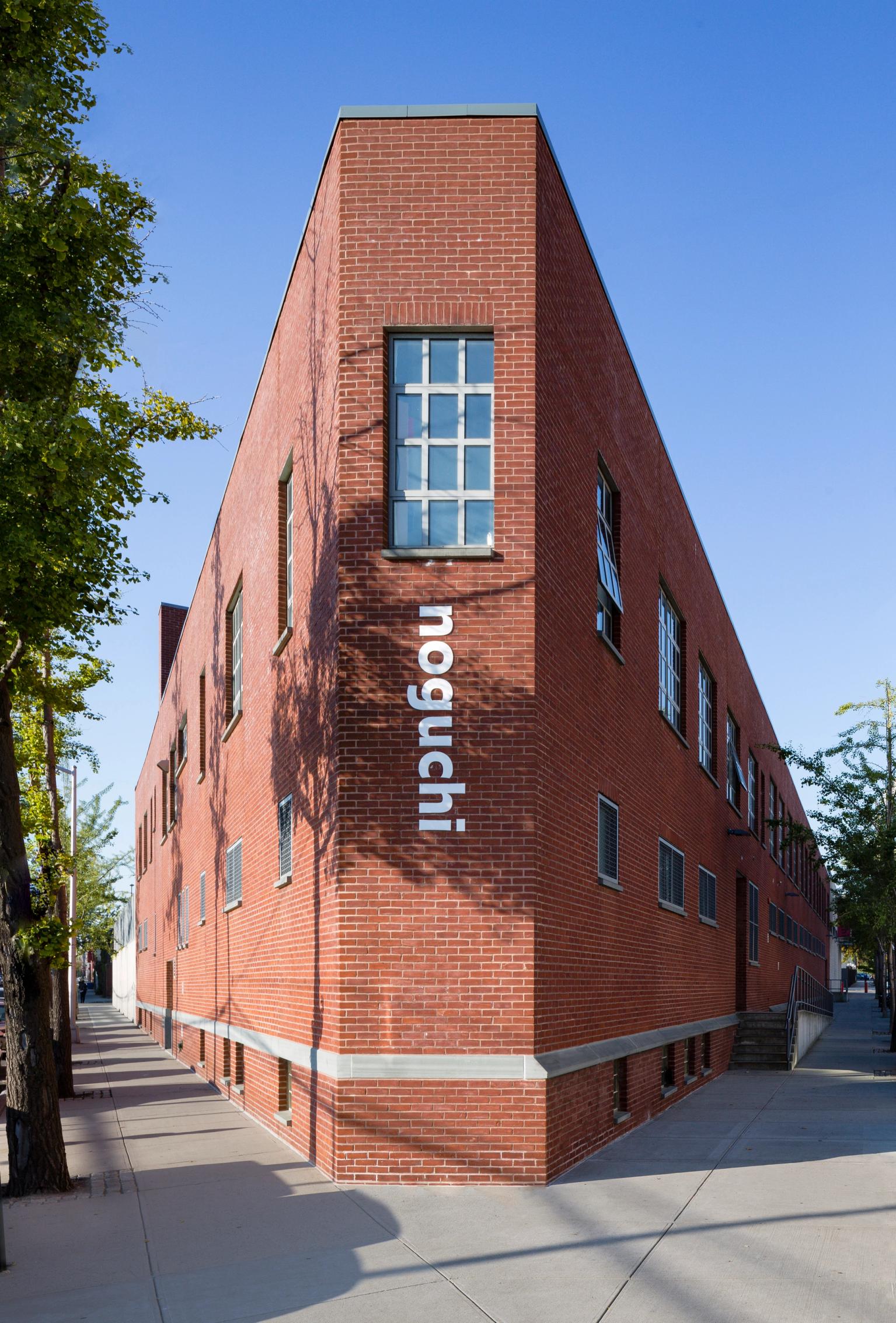 image-b24394d4d7ba86087f2ce646900a2c3a146ec490-3528x5207-jpg