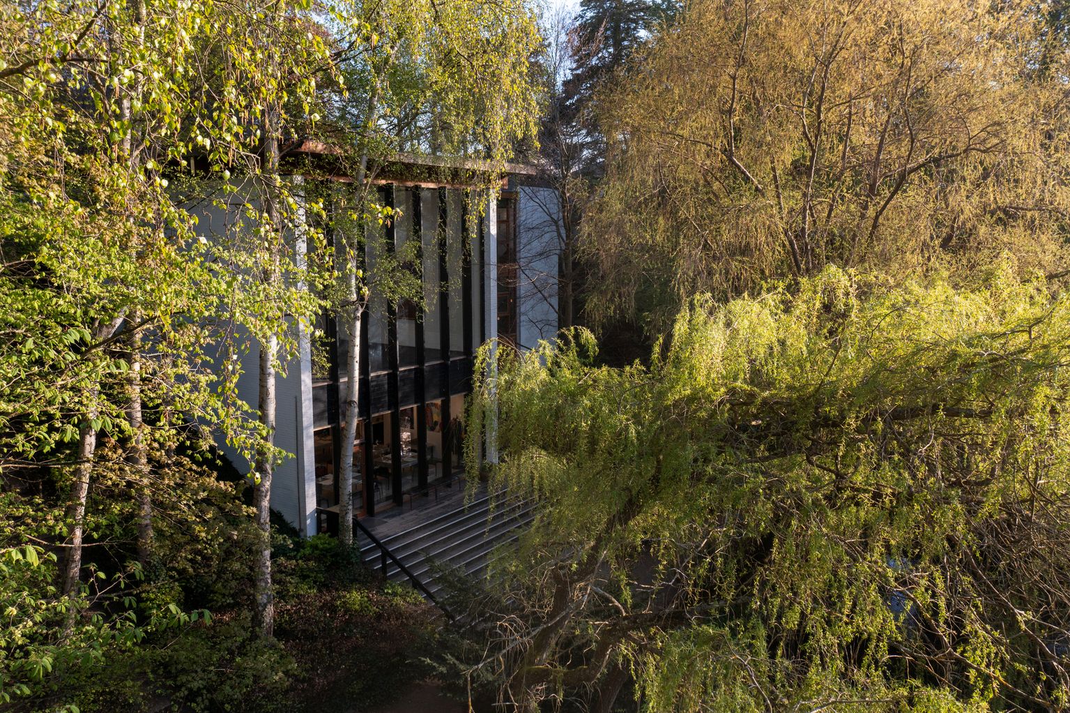 image-b4f86a31160361eafa5cf961f473bf17dc4e8f4b-2000x1332-jpg