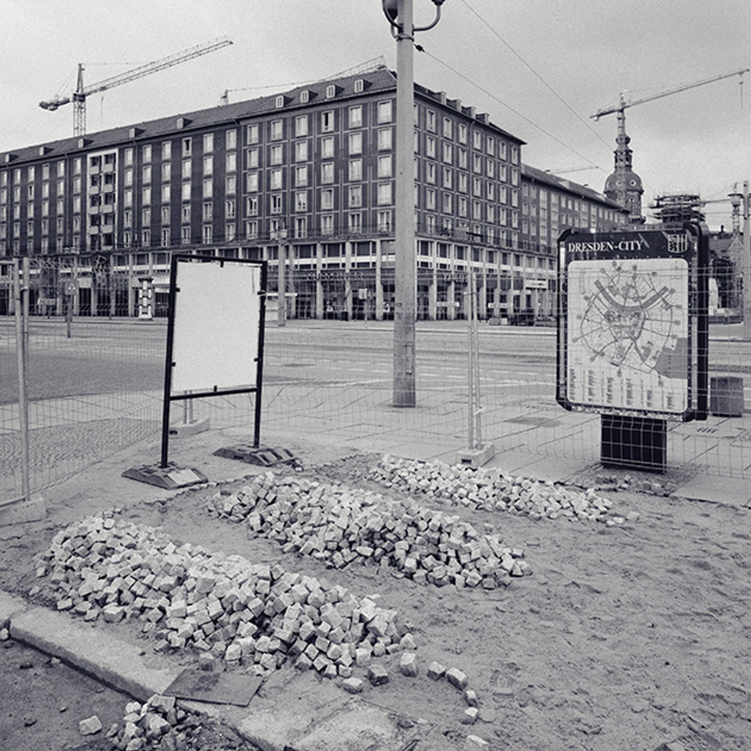 image-b96c00a70f17e20929fa67dc6c388f8b84efc251-630x630-jpg