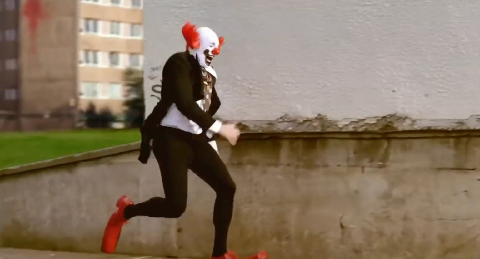 image-db520a7a60b25ec215ad772728888aa295035e01-2528x1366-png