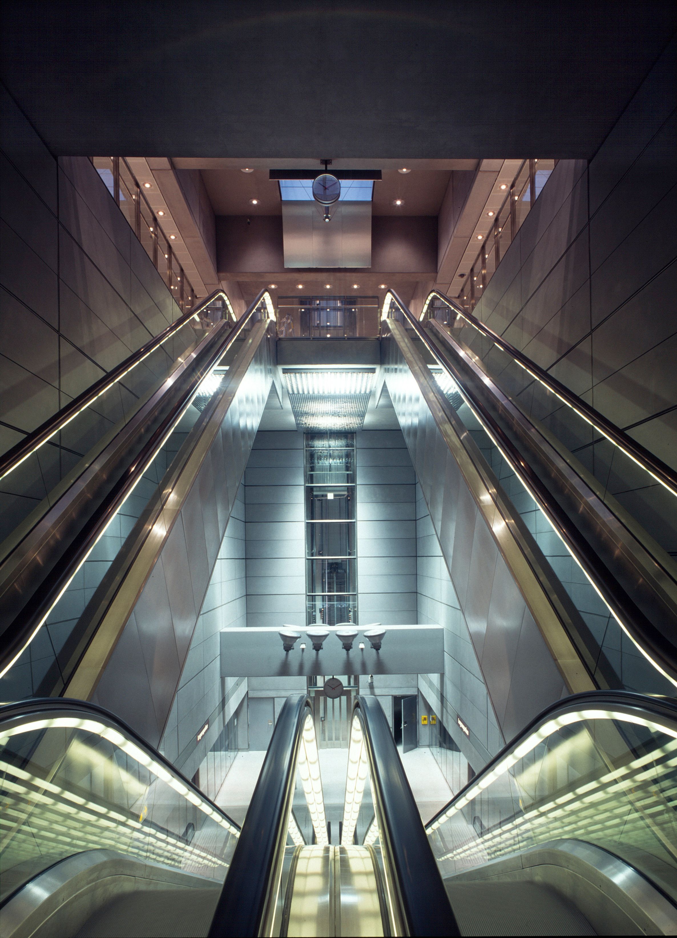 image-dec74461468252b5d7bd5cb9907eb2f75ecb252b-2372x3285-jpg