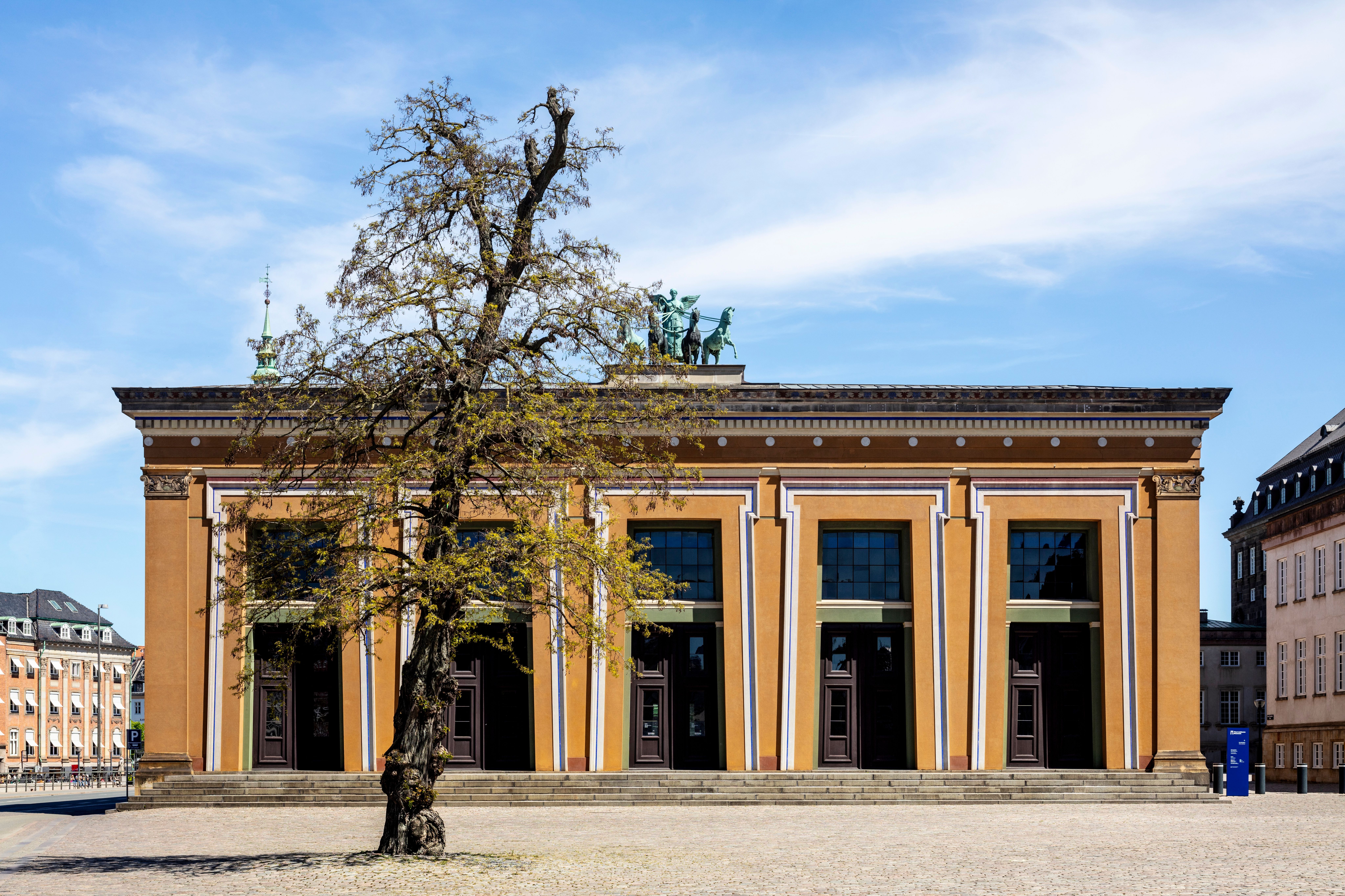 image-f4448cc29b9f47b3f61ce178fc1dee0996ce7123-8688x5792-jpg