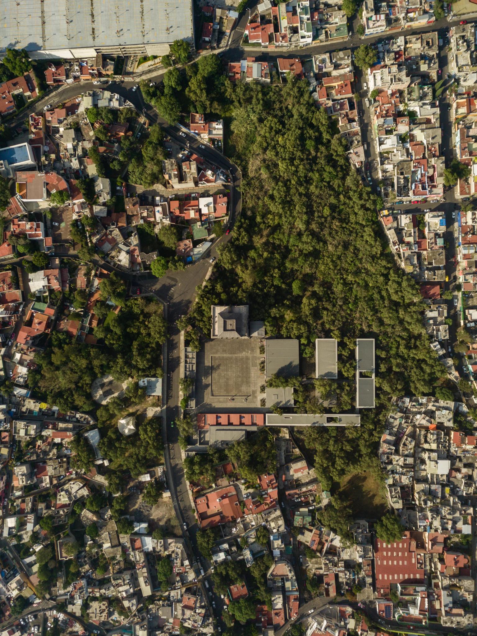 image-f92e1c0cdbe9df11eb67514d50475b6f76c44129-2249x3000-jpg