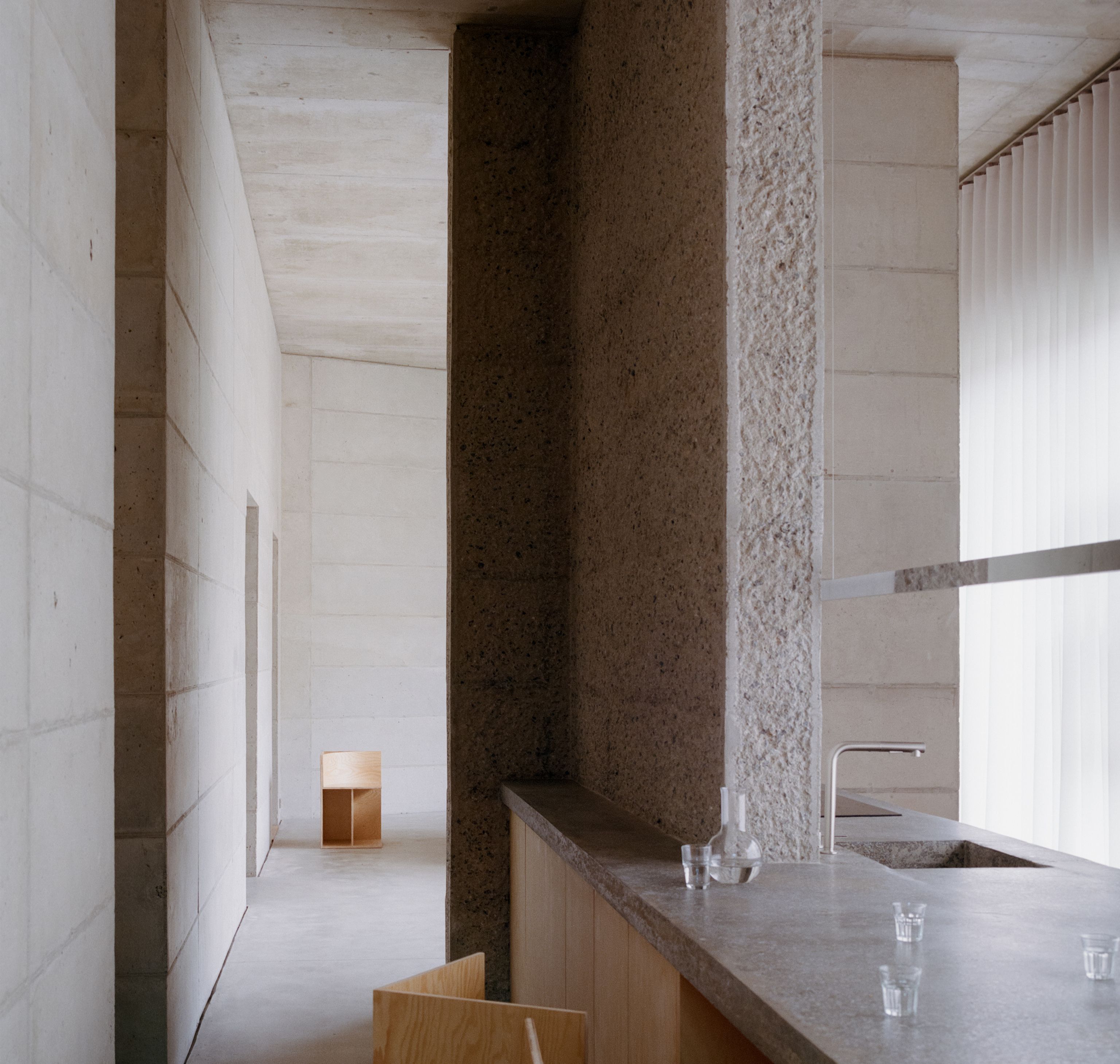 image-ff2d1001a36754d0696d4a09491a43ca68a339ed-2447x3000-jpg