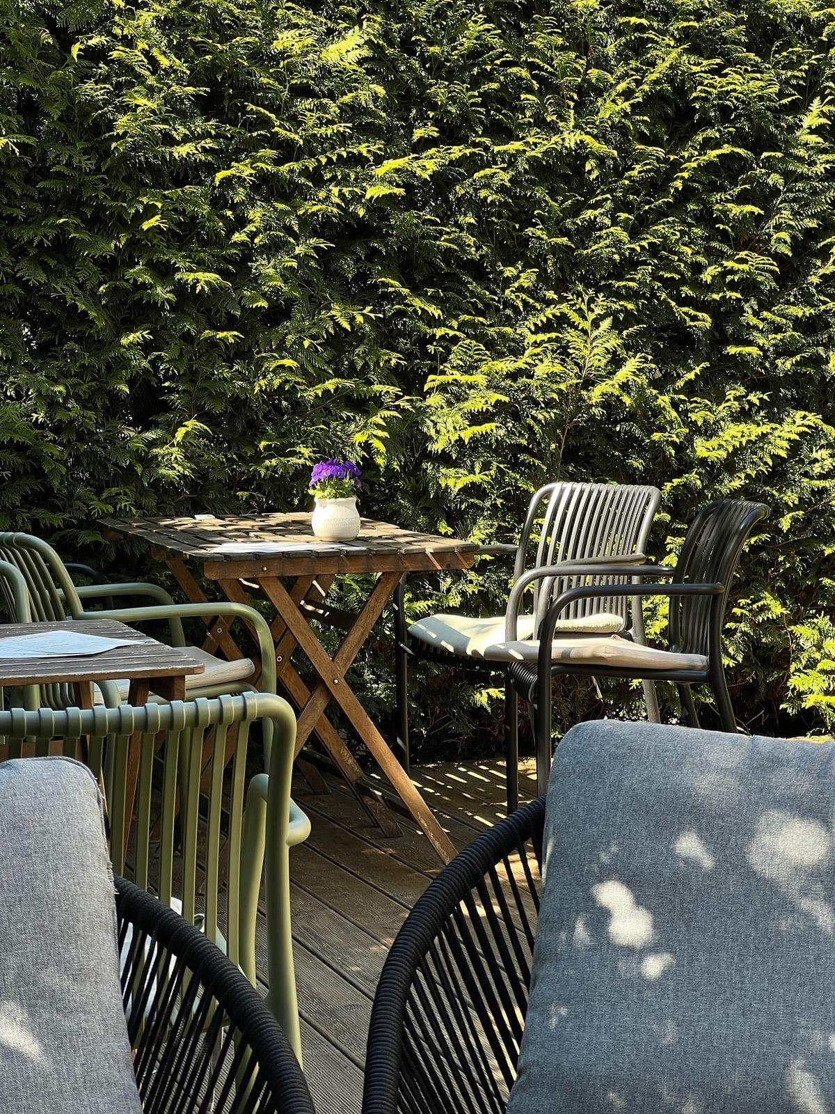 Charlie's Coffee&Garden - photo 1