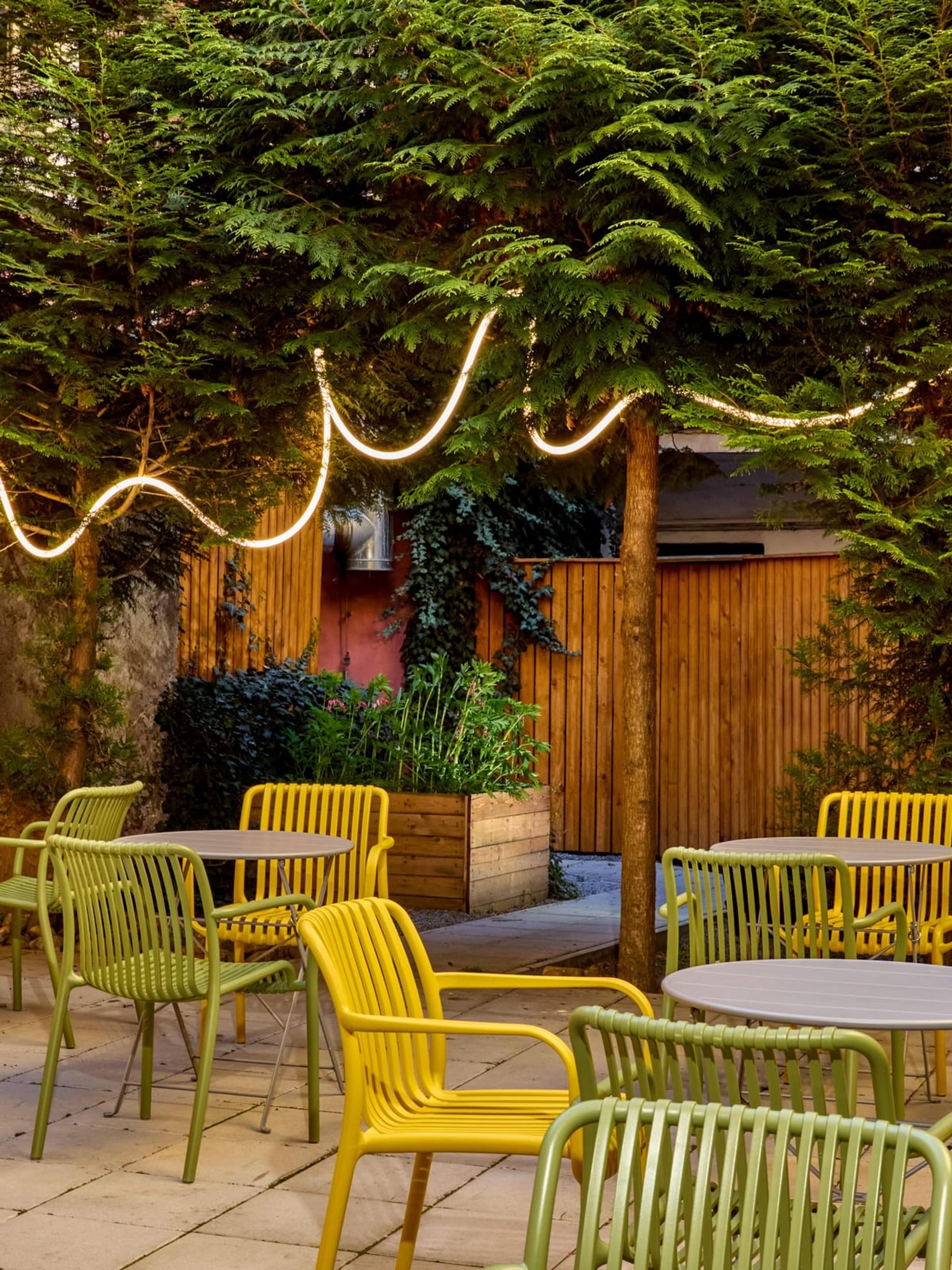 fred bistro - photo 2