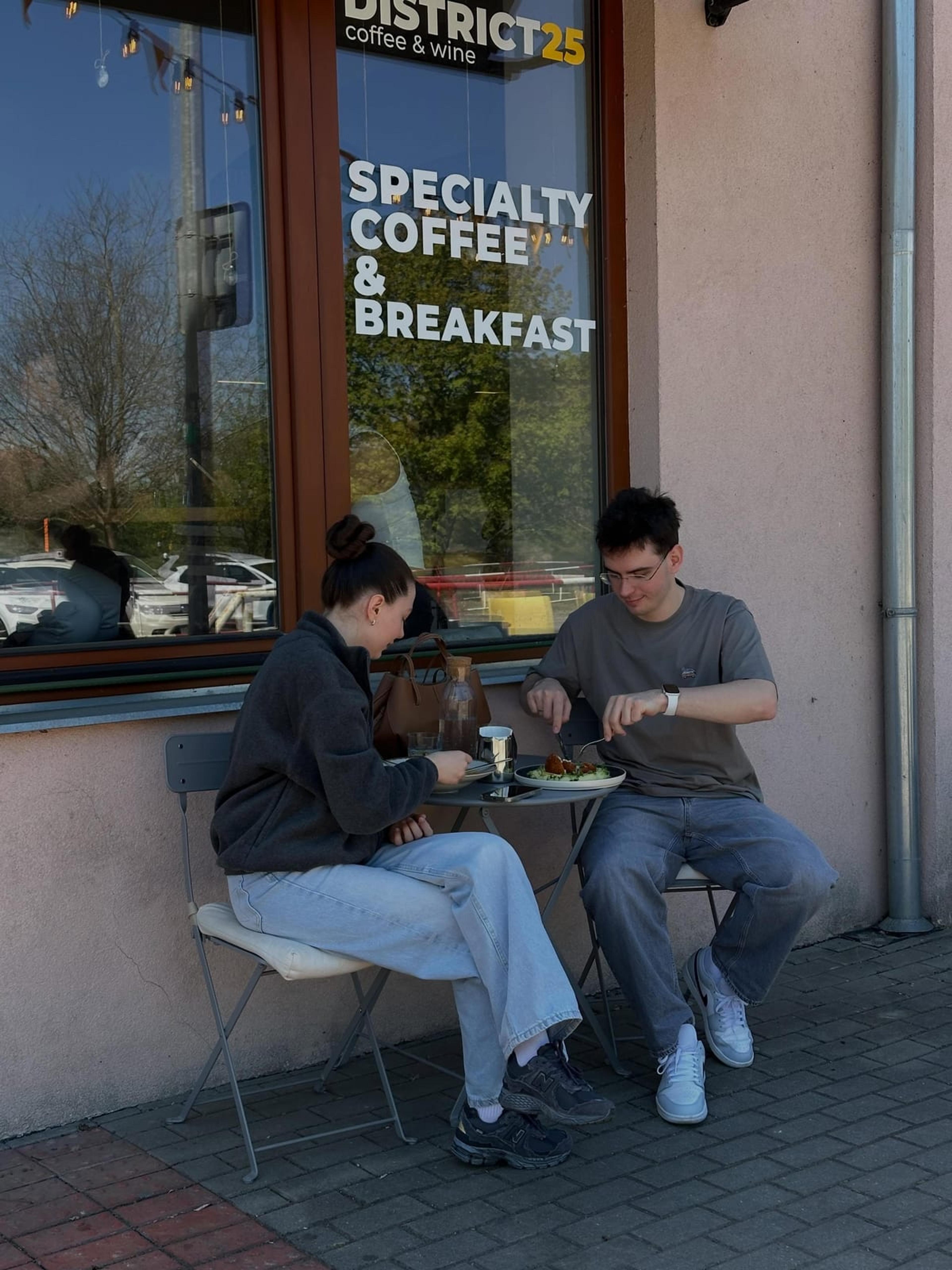 DISTRICT 25 - photo 2