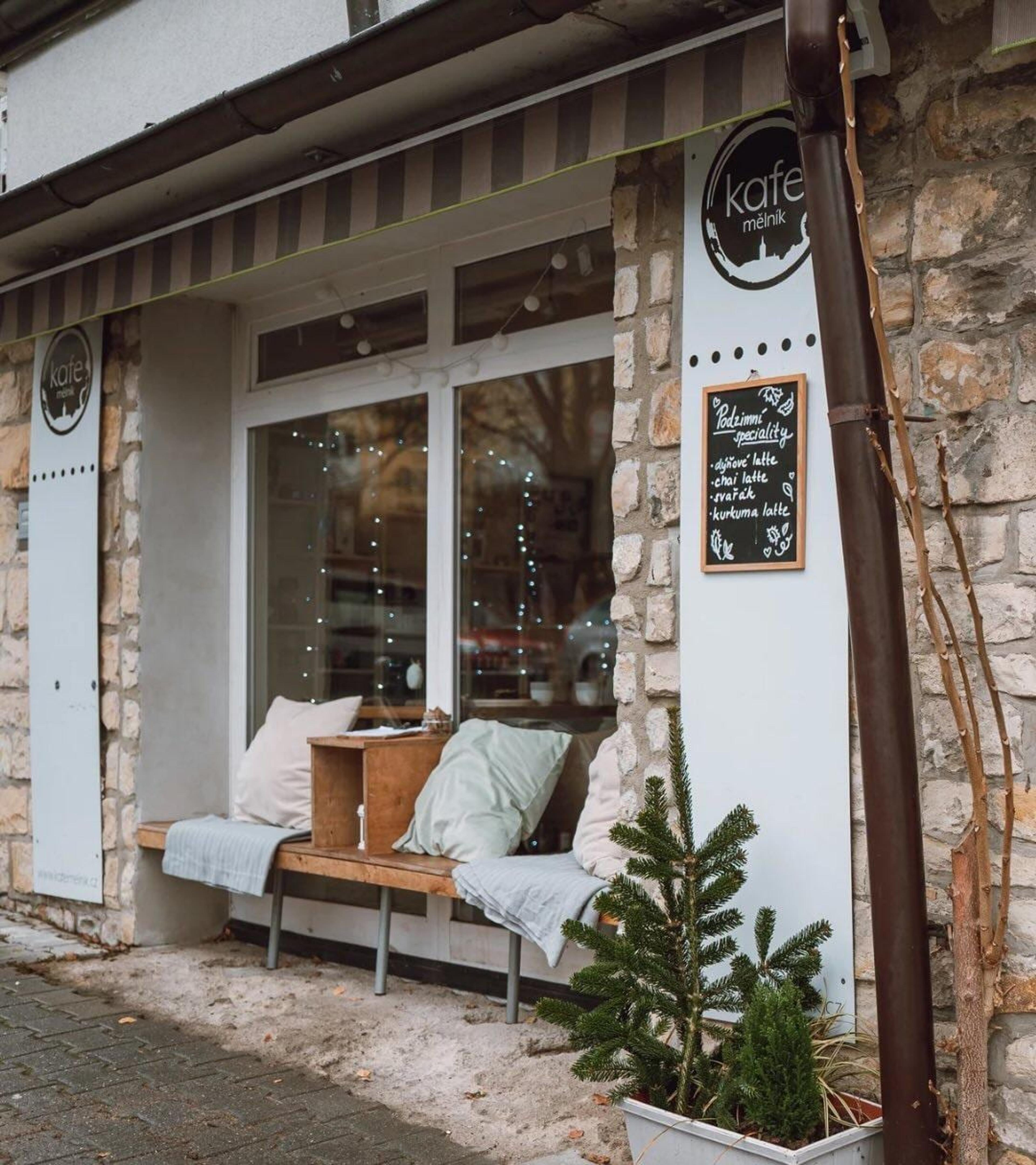 Kafe Mělník - photo 2