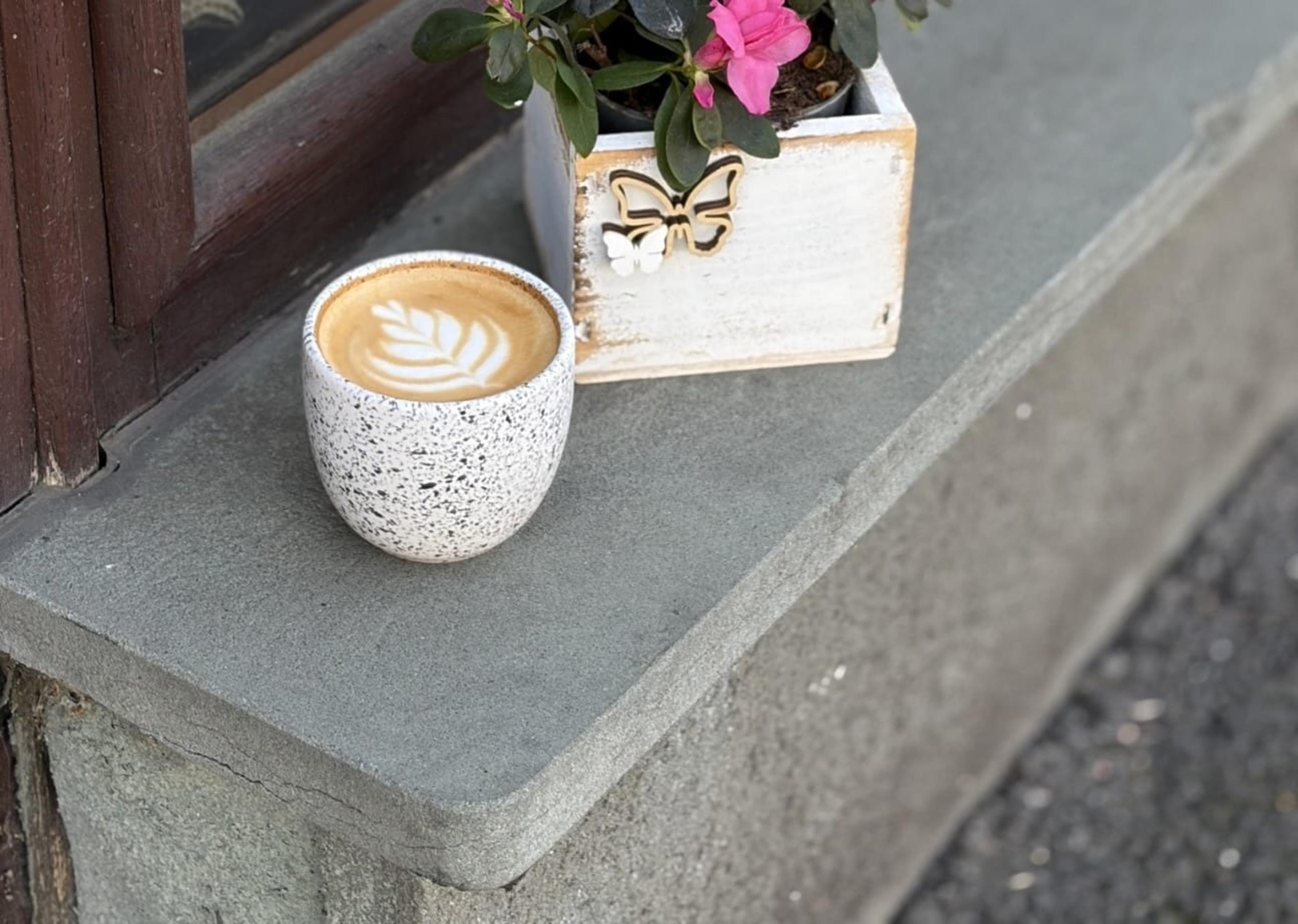 Kavalo Coffee House - photo 1
