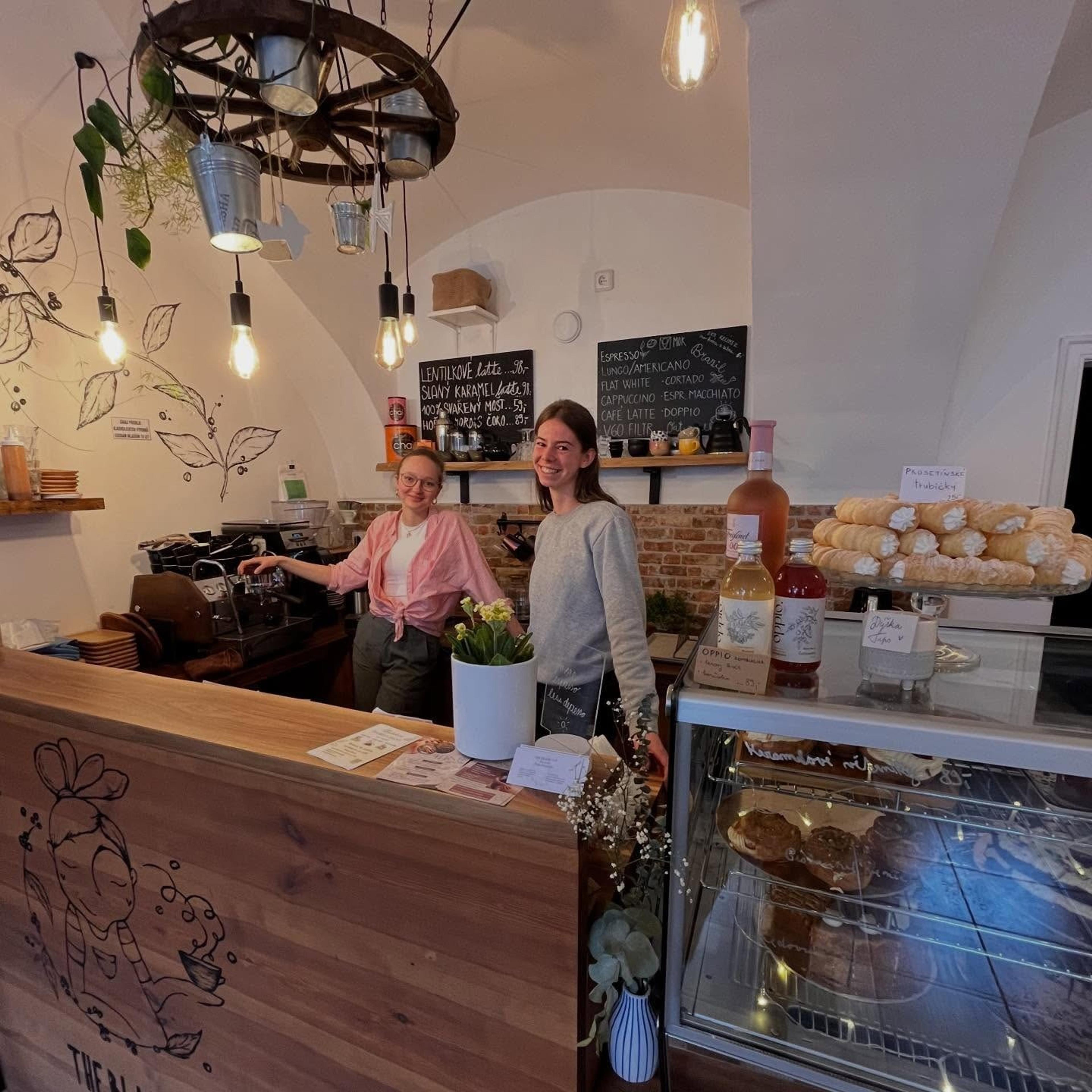 The Black Cup - espresso bar - photo 2