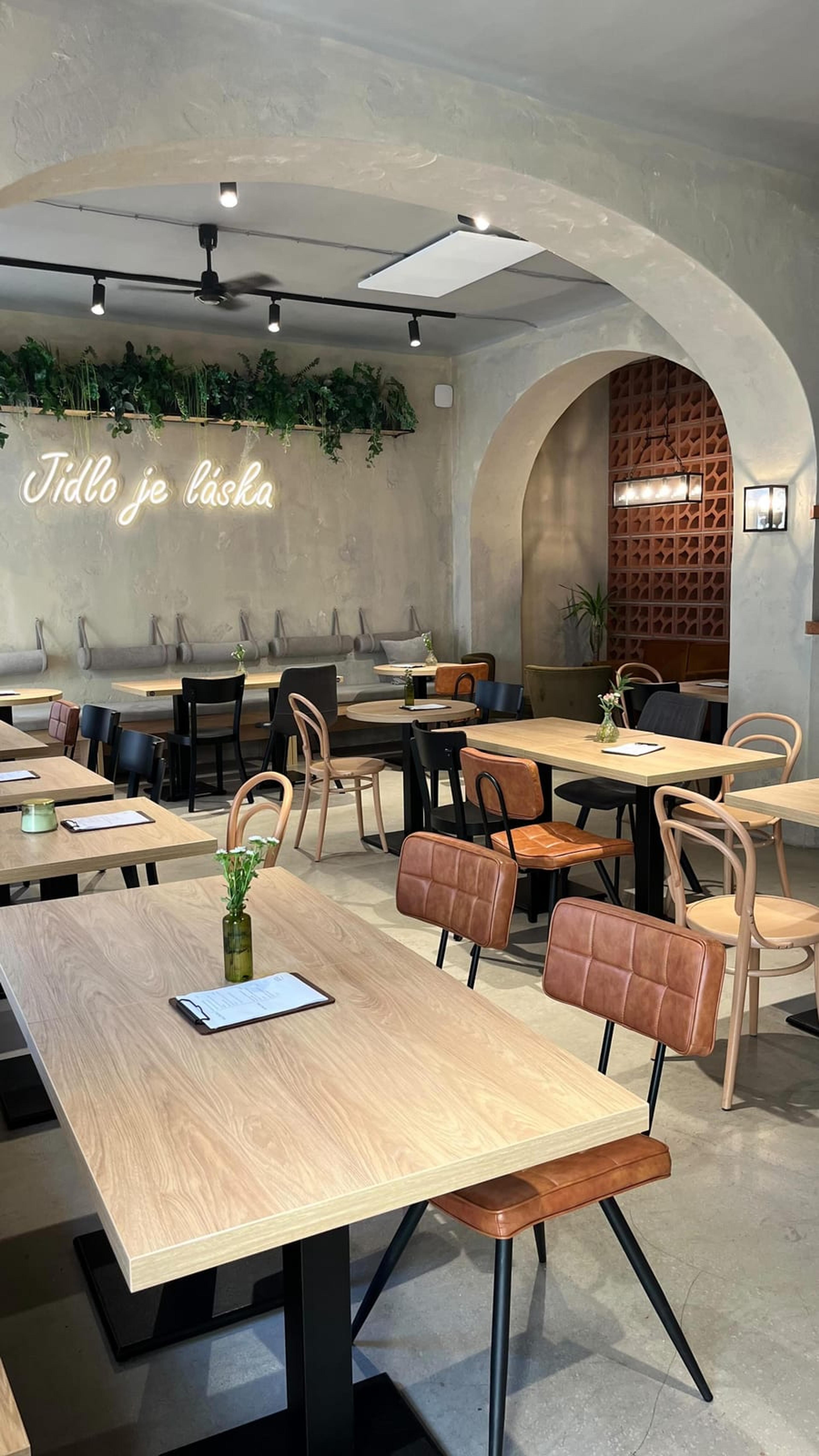 Bistro Pražská - photo 2