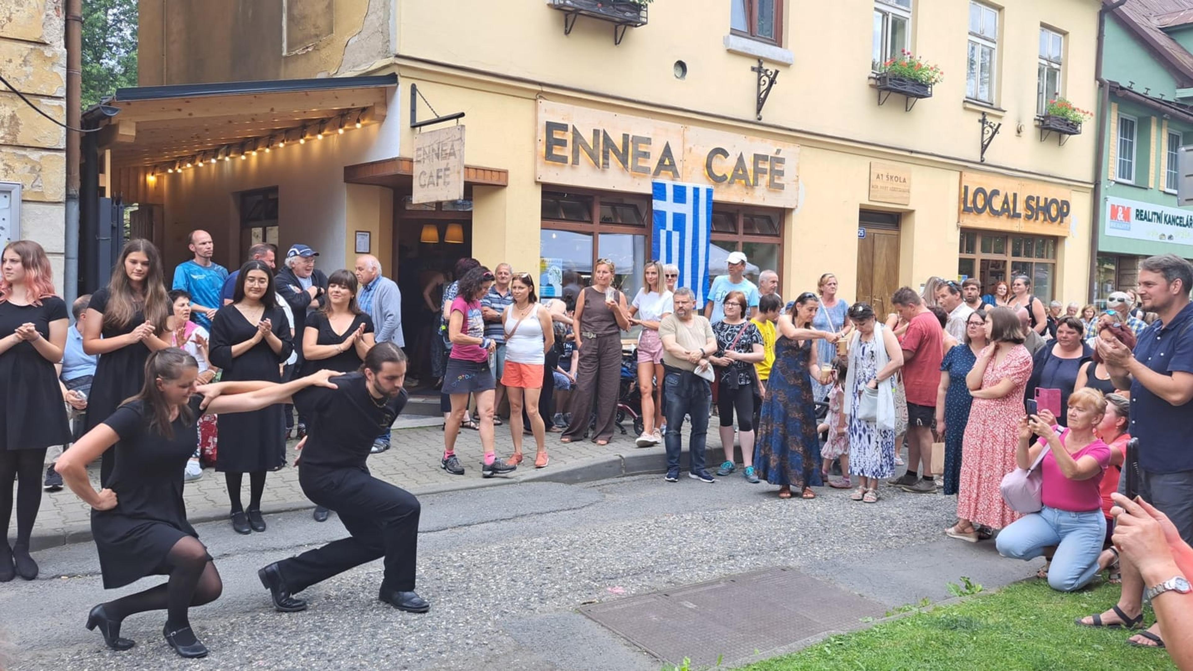ENNEA CAFÉ & LOCAL SHOP - photo 1
