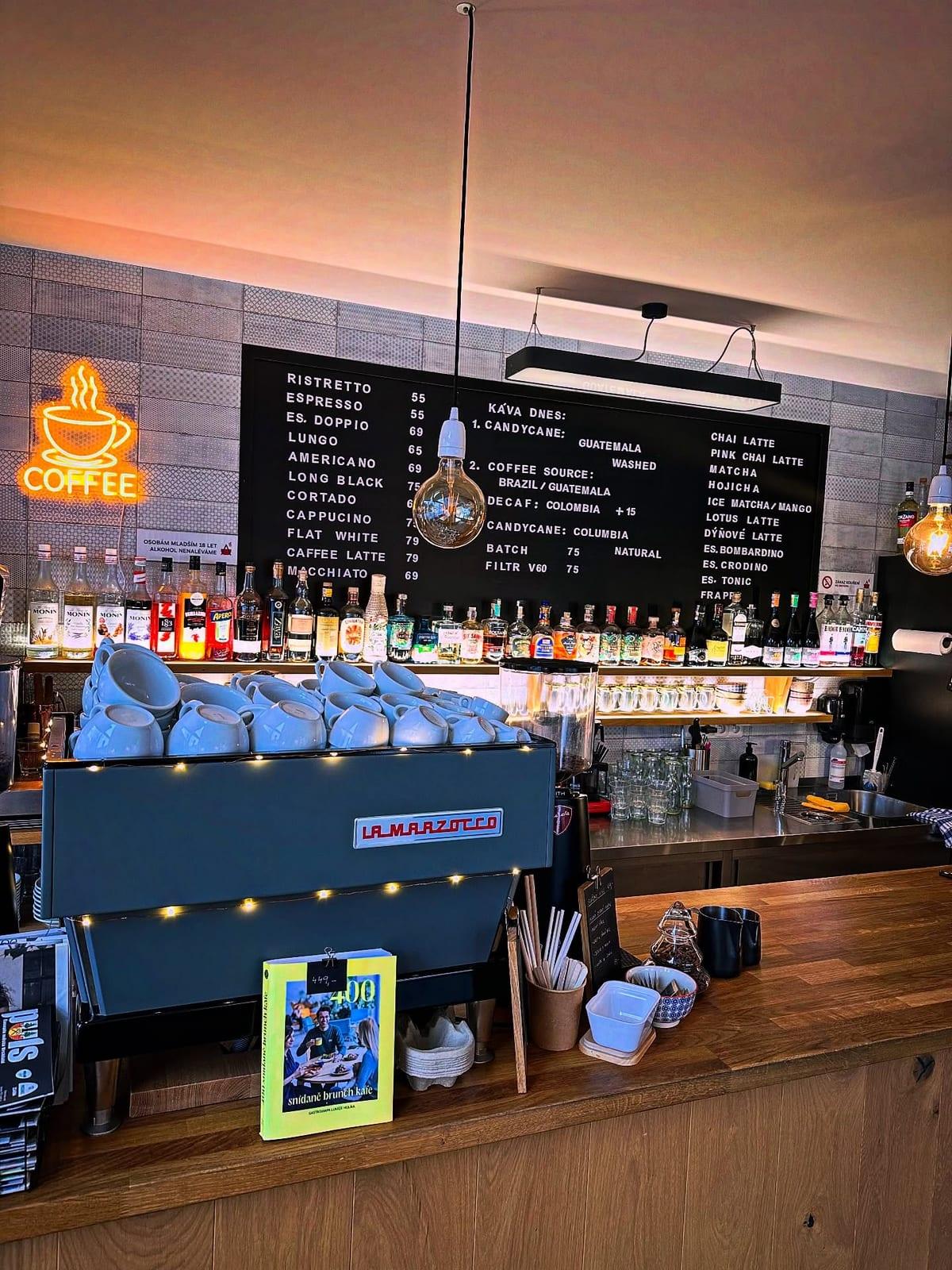 Coffee Láffka - photo 1