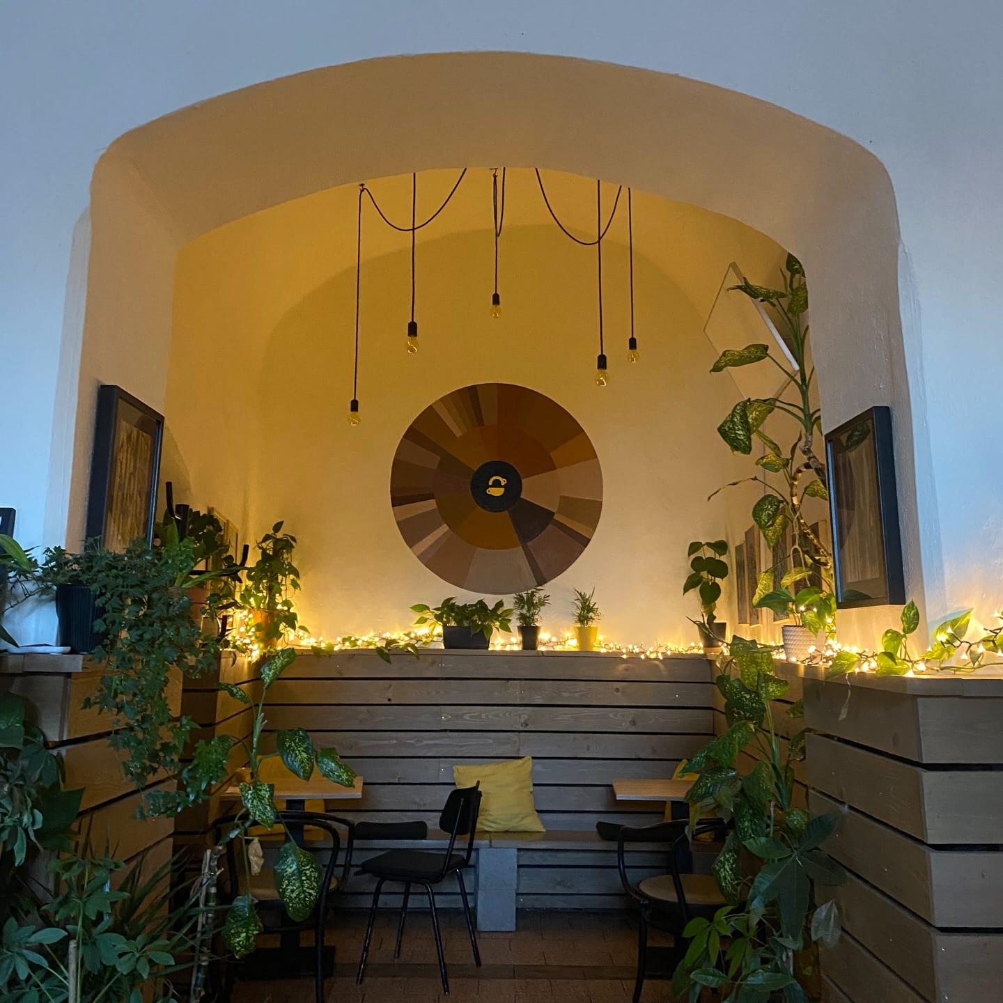 Kafe Naproti - photo 1